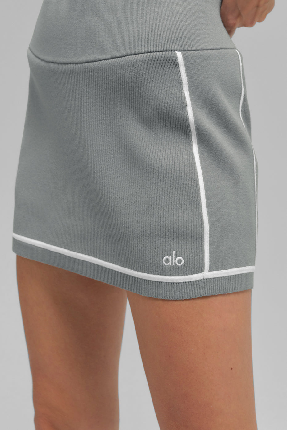 Alo Yoga Ribbed Sweater Knit Highline Mini Skirt - Lunar Grey/White