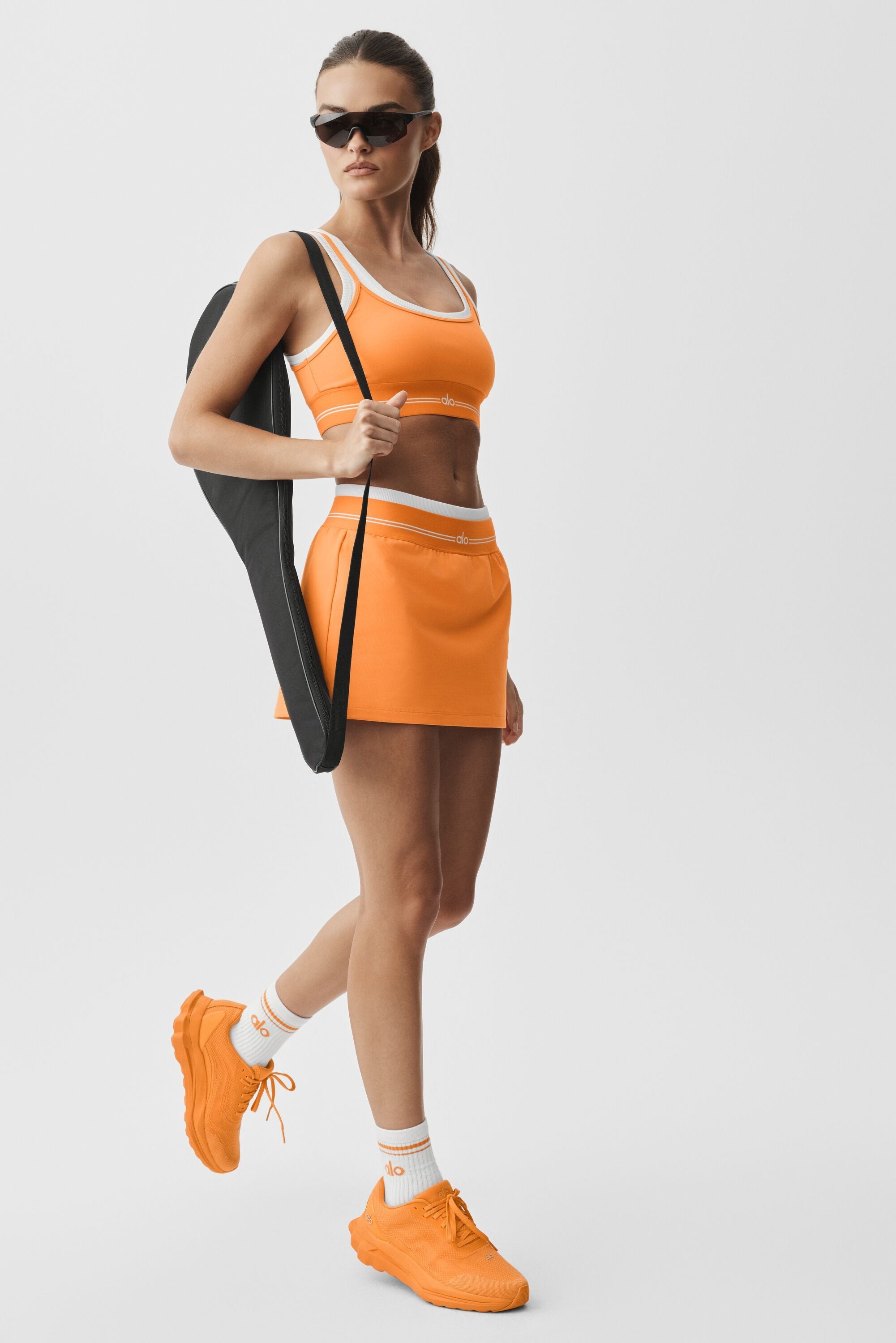 Alo Yoga Airbrush Better Together Tennis Skirt - Satsuma Breeze/White
