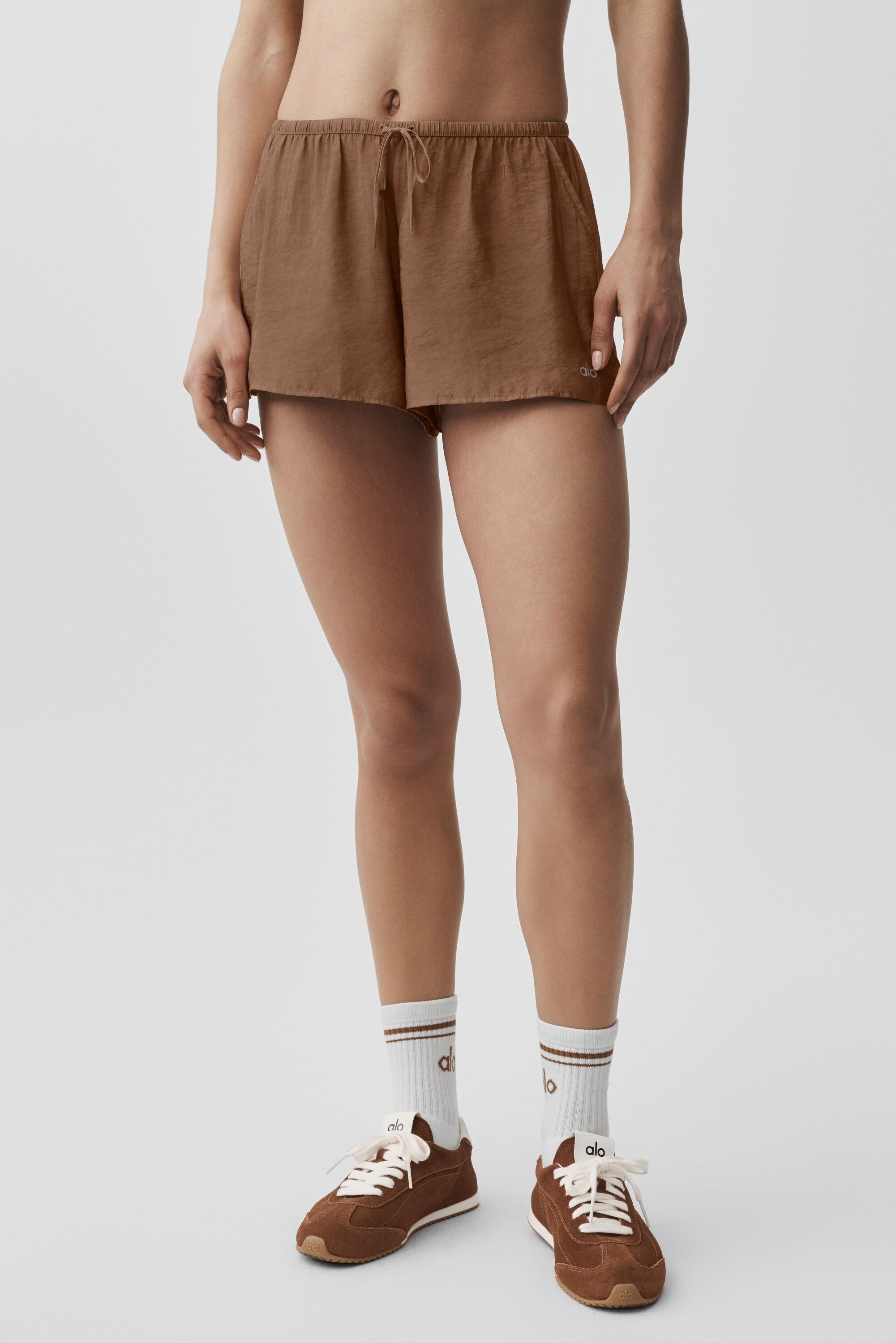 Alo Yoga Semi-Sheer Golden Hour Mid-Rise Short - Sun Kissed Brown