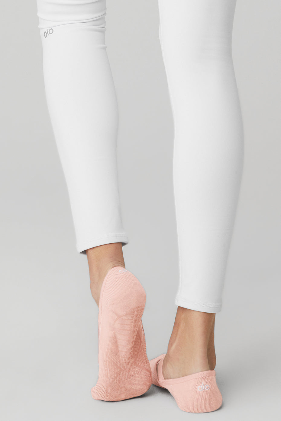 Alo Yoga Women's Pivot Barre Sock - Pale Mauve
