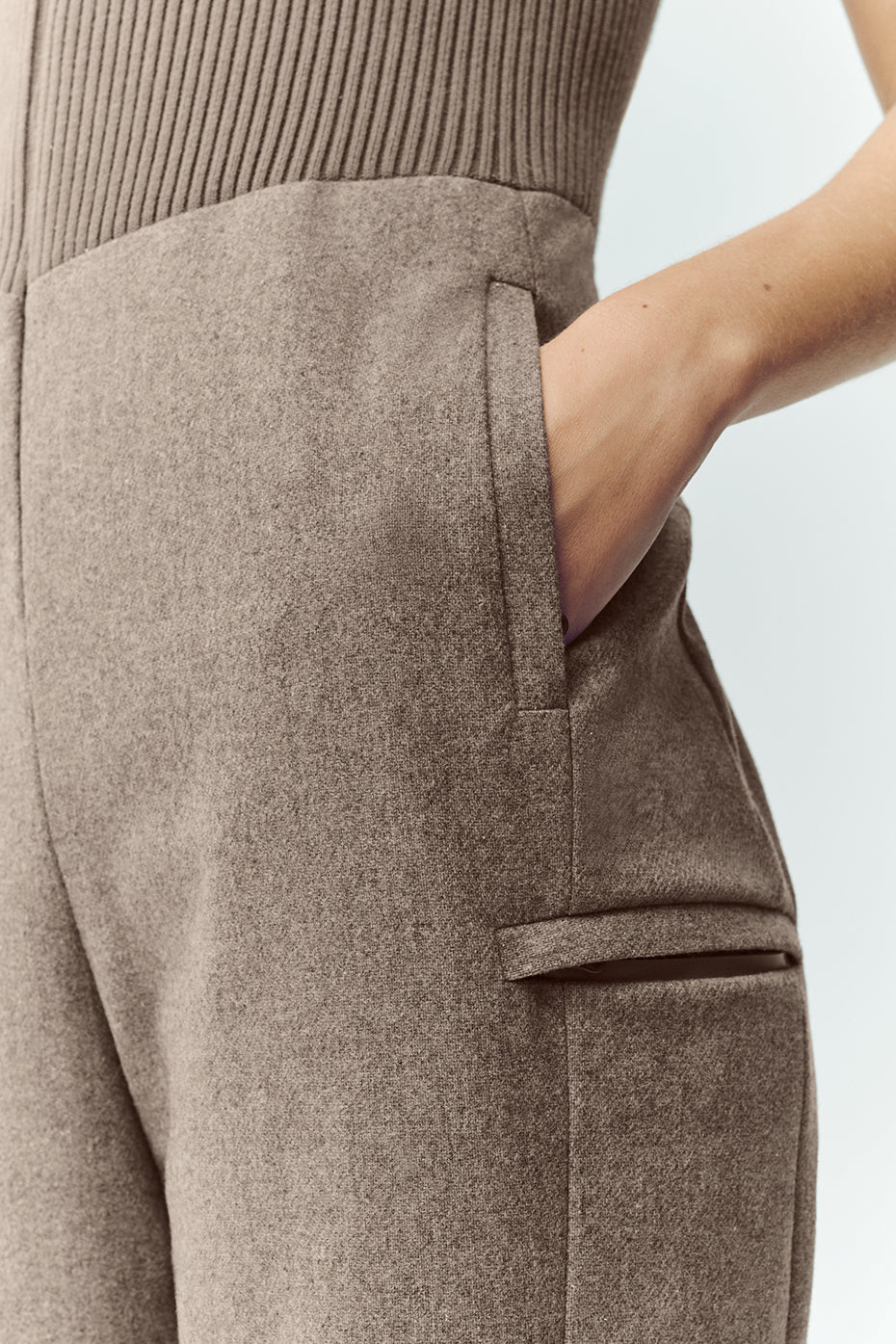 Alo Yoga Wool Blend Bunny Slope Bib - Alpine Cocoa Heather