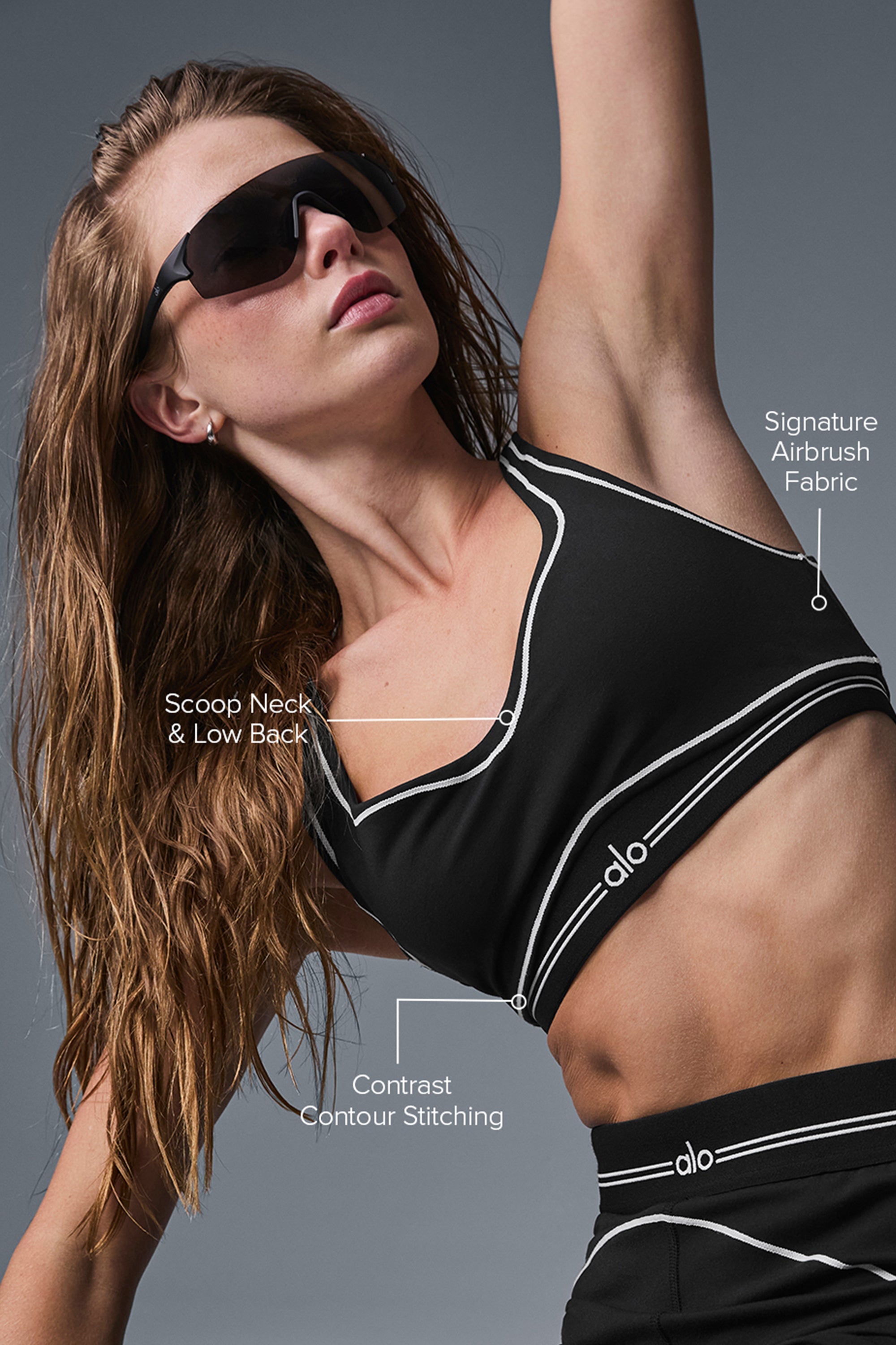 Alo Yoga Airbrush Heart Throb Bra - Black/White