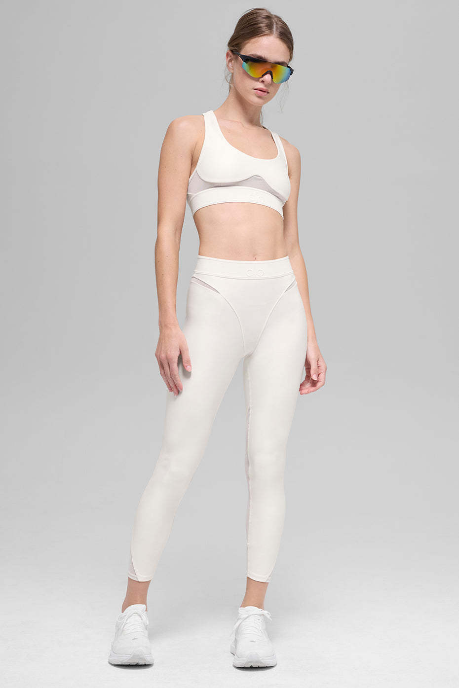 Alo Yoga Airlift Rebel Bra - Ivory