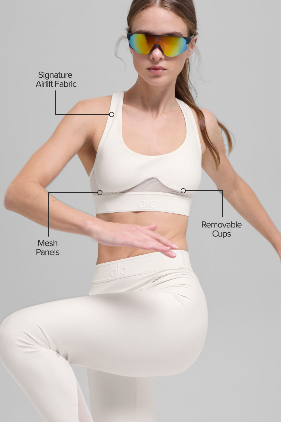Alo Yoga Airlift Rebel Bra - Ivory