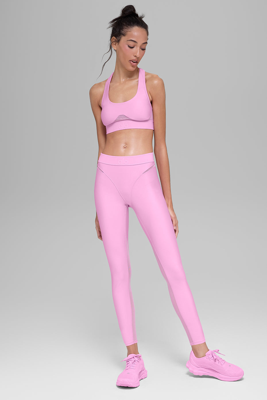 Alo Yoga Airlift Rebel Bra - Candy Heart Pink