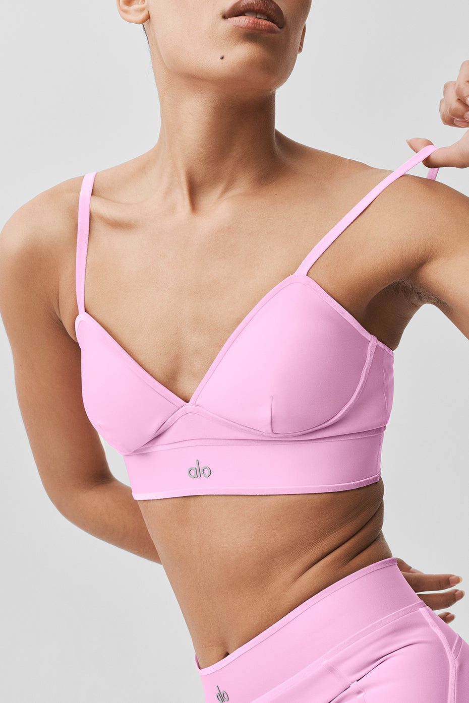 Alo Yoga Airlift Love Language Bra - Candy Heart Pink