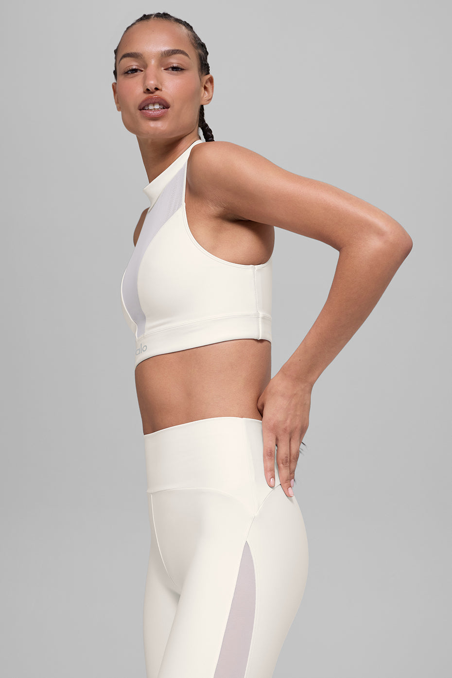 Alo Yoga Airlift Mesh Infatuation Bra - Ivory