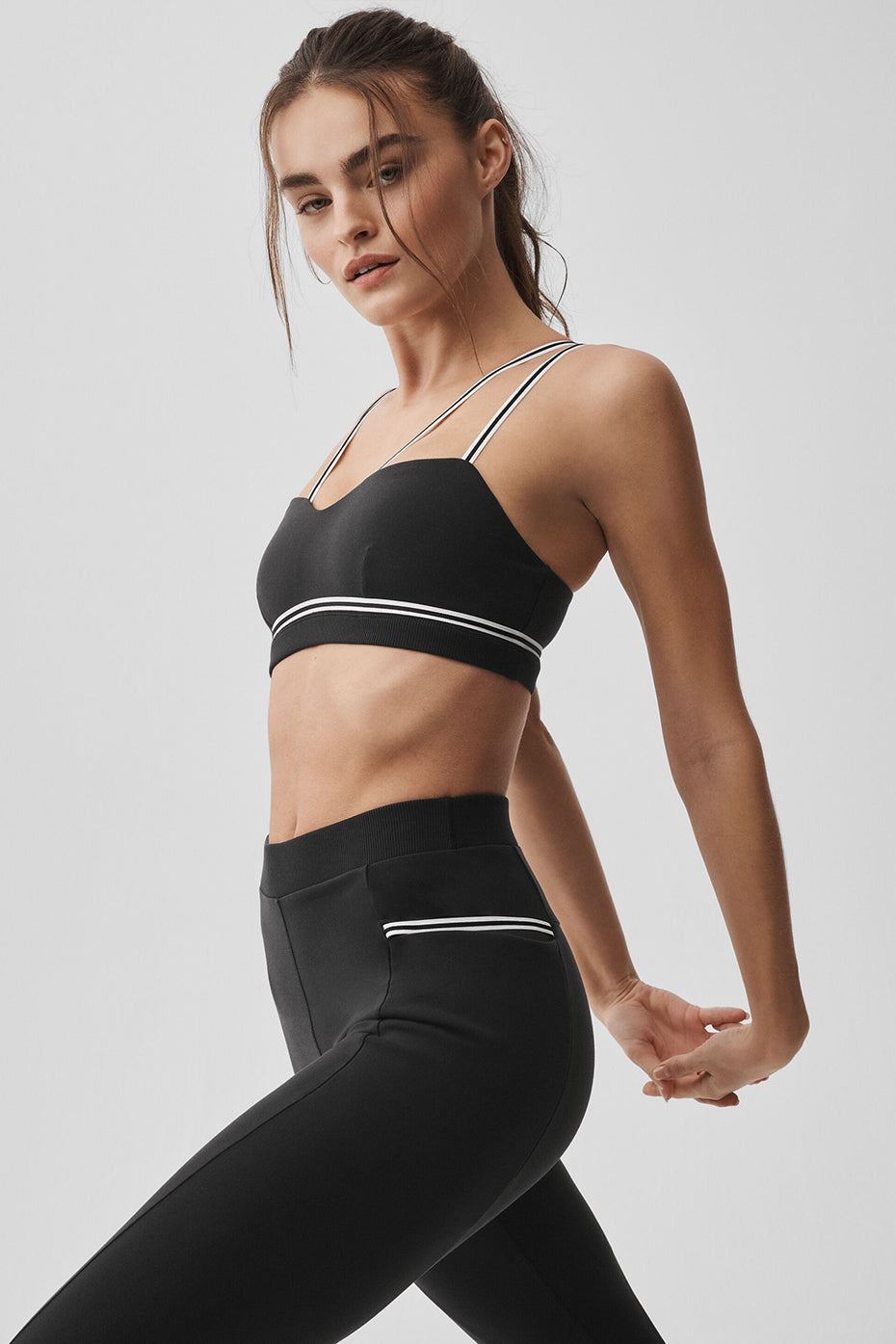 Alo Yoga Airbrush Fast Track Bra - Black/White