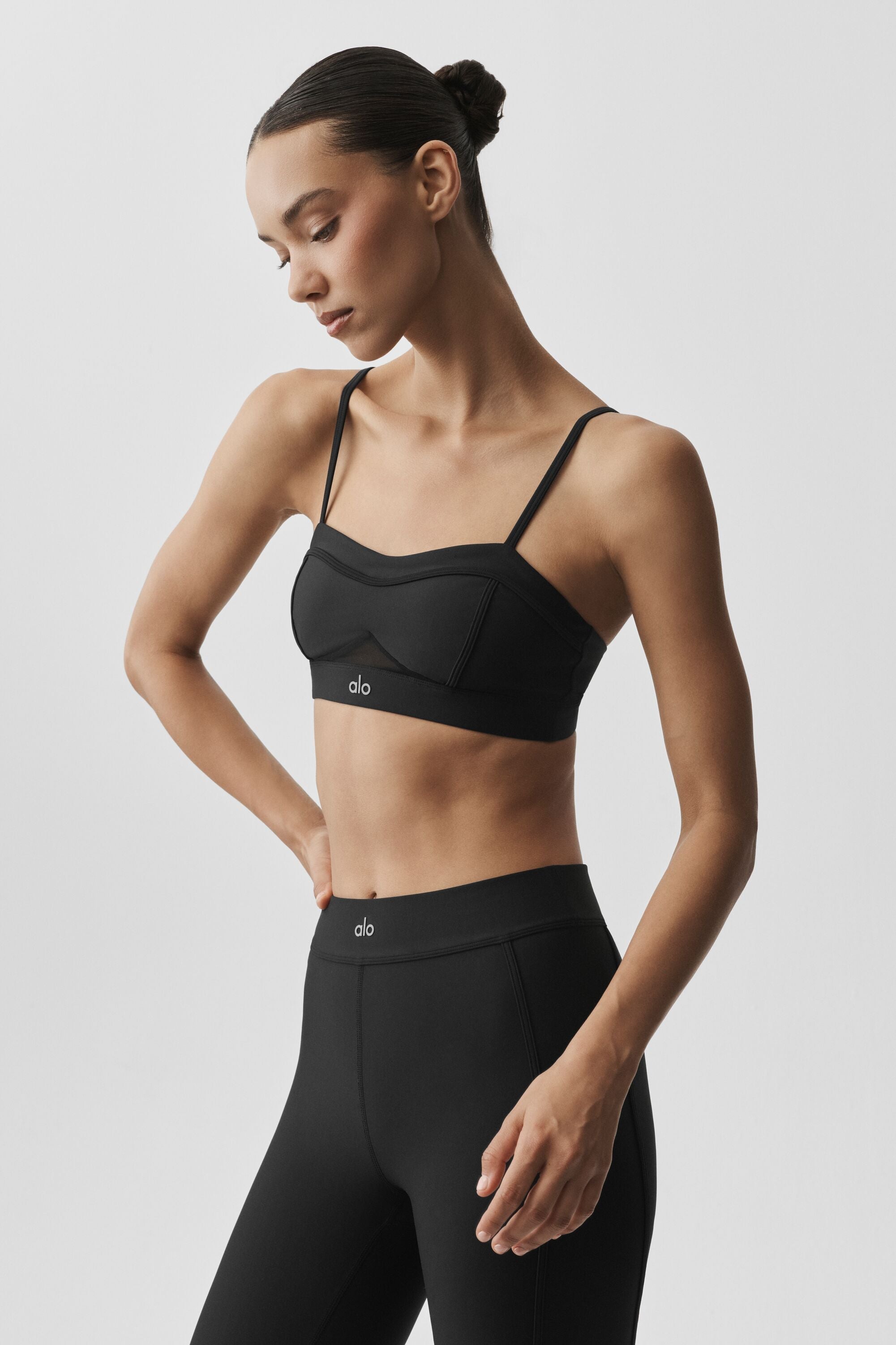 Alo Yoga Airlift Skyglow Bra - Black