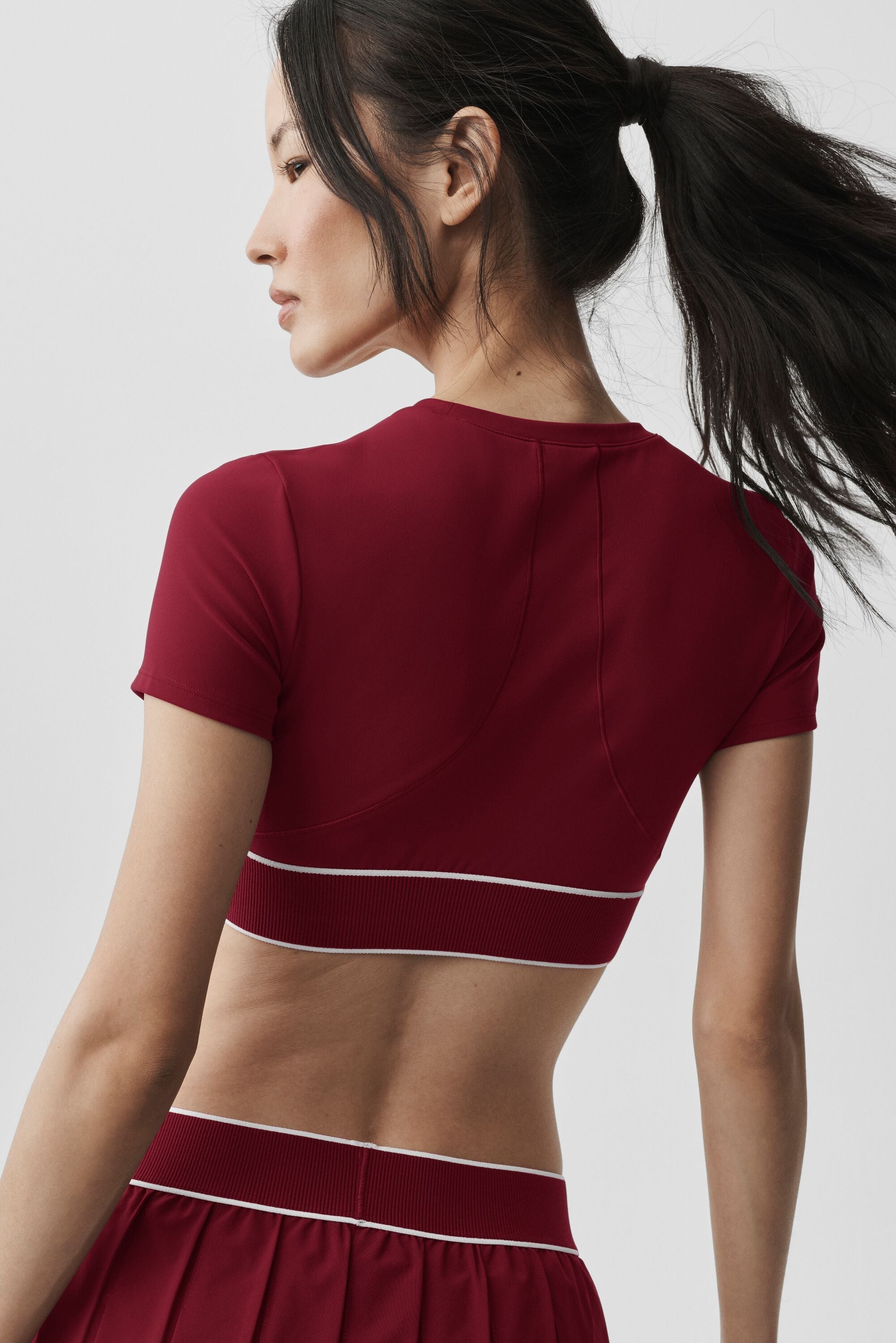 Alo Yoga ALO Softsculpt Amp It Up Short Sleeve Bra - Summer Romance Red