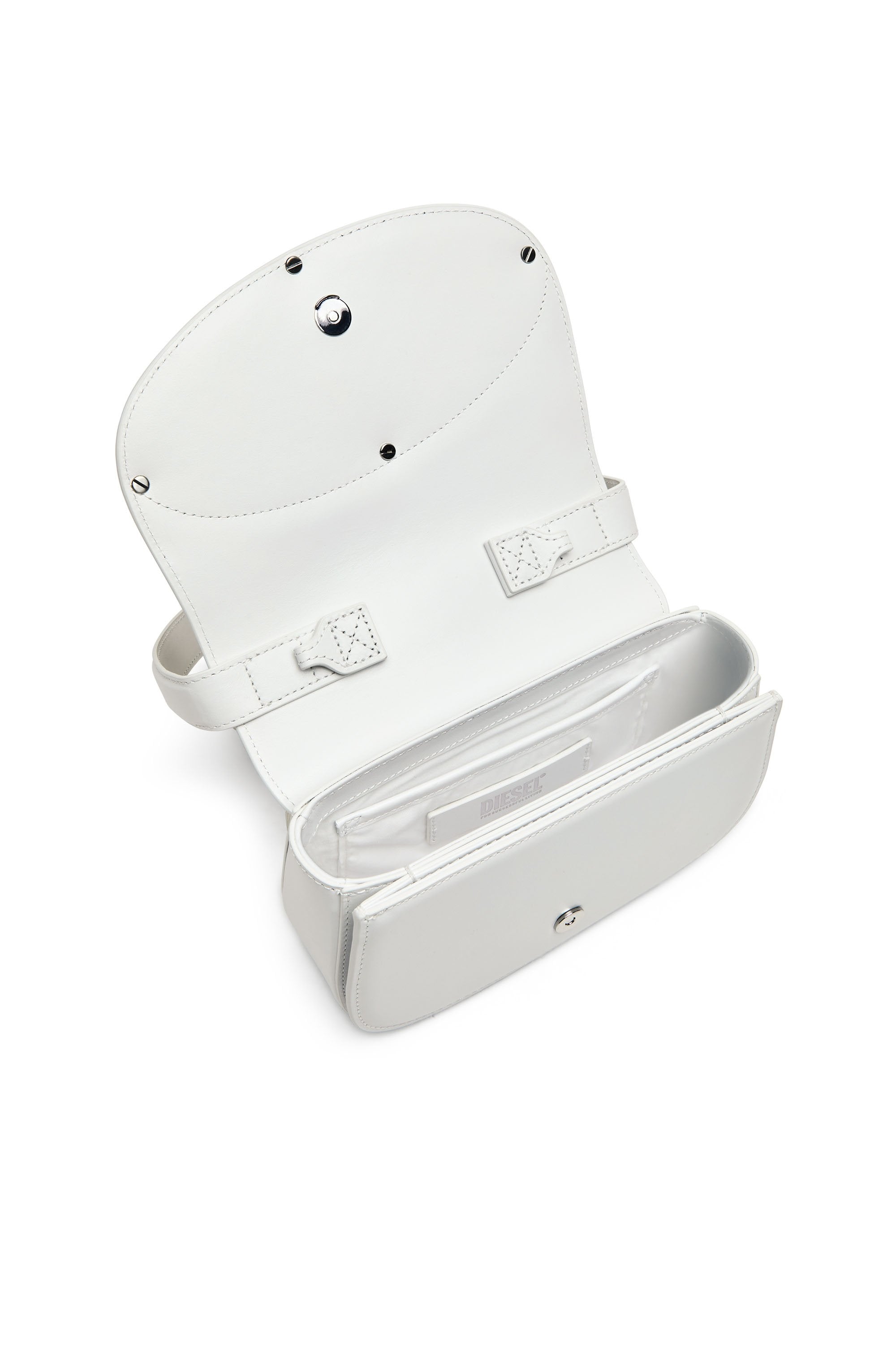 Diesel 1Dr White