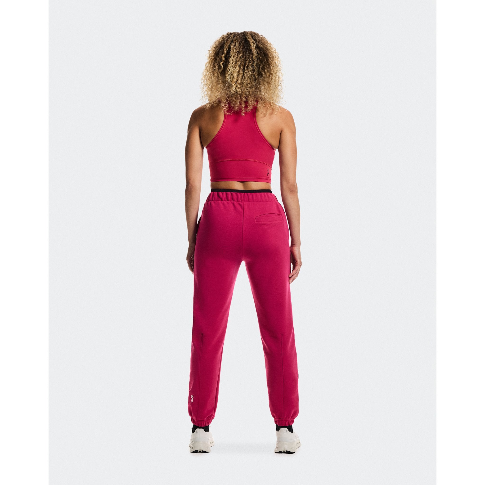On Studio Crop Grenadine