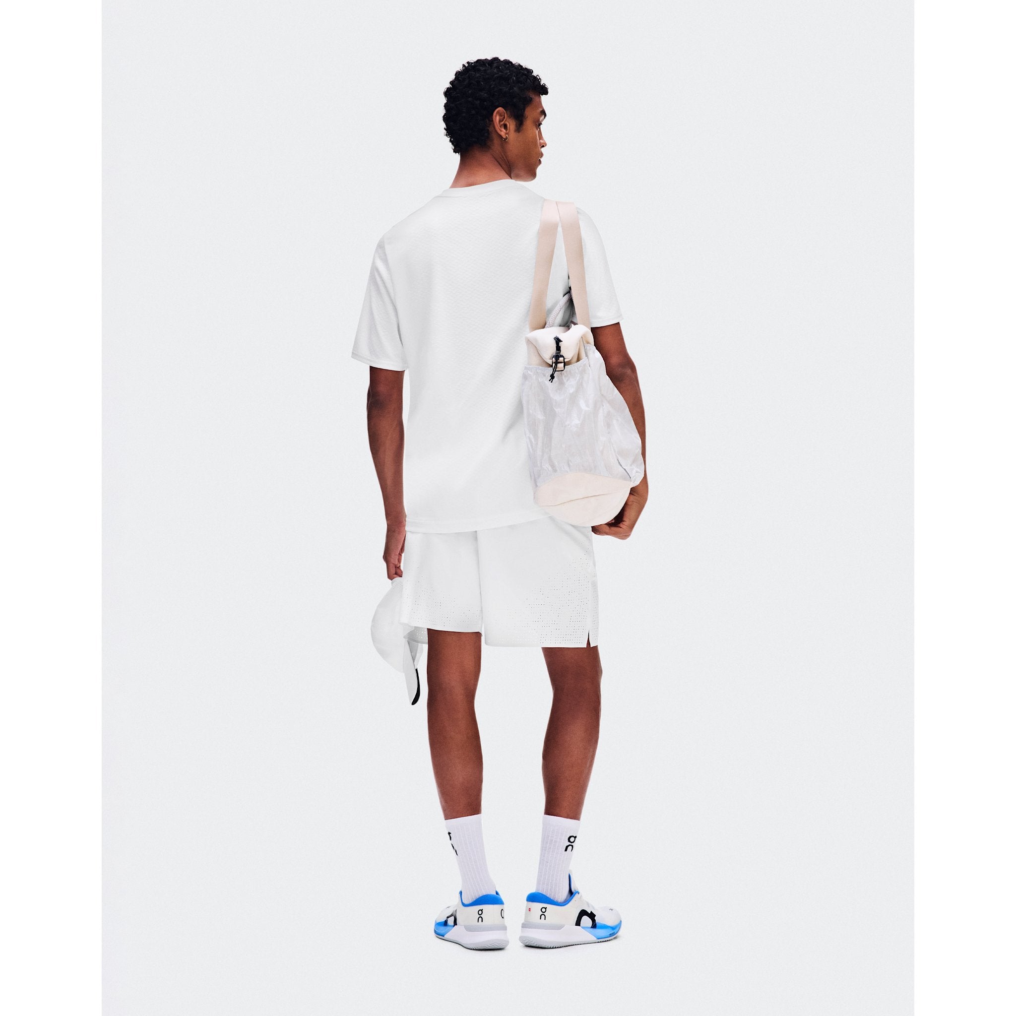 On 7" Court Shorts LDN White