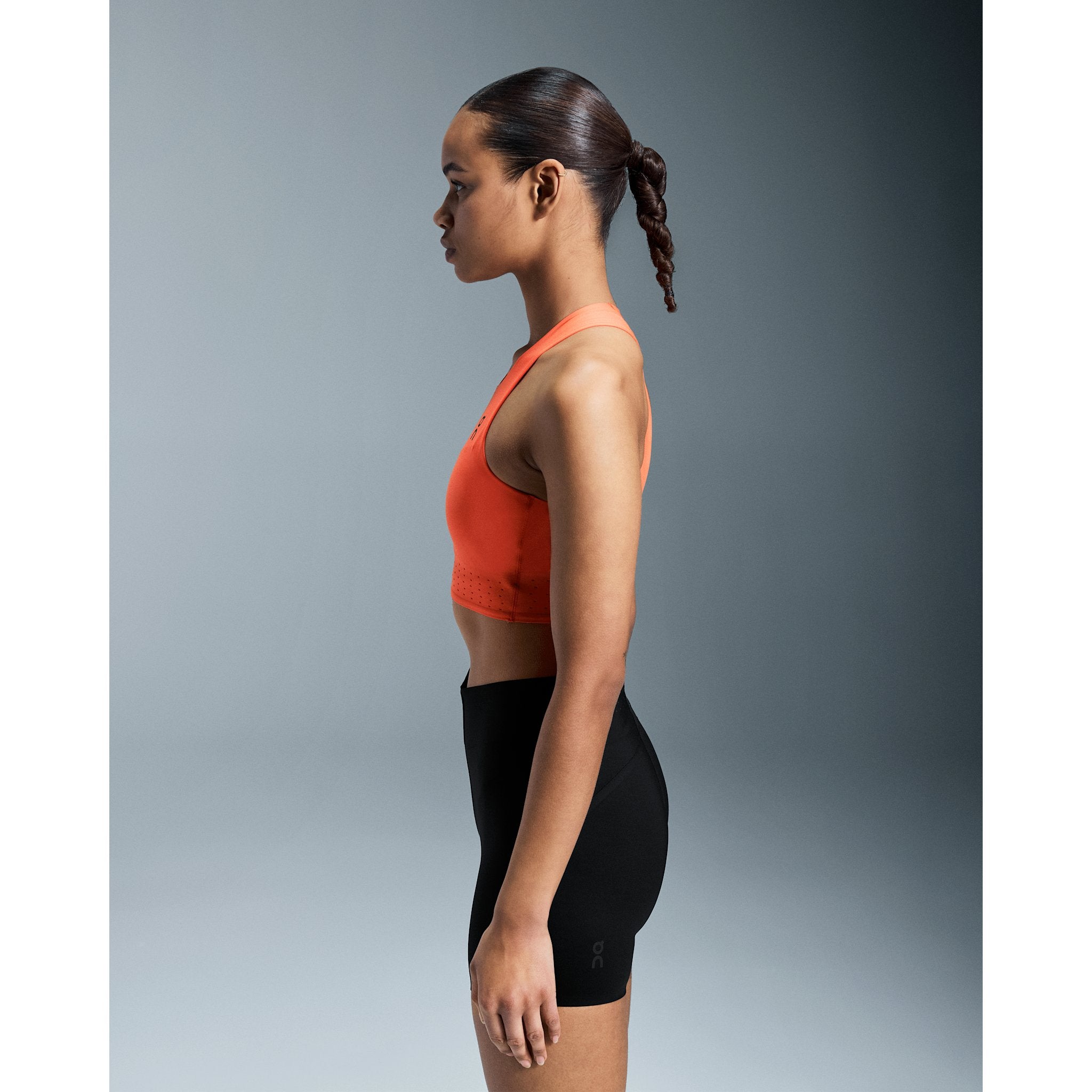 On Race Crop Flame | Black