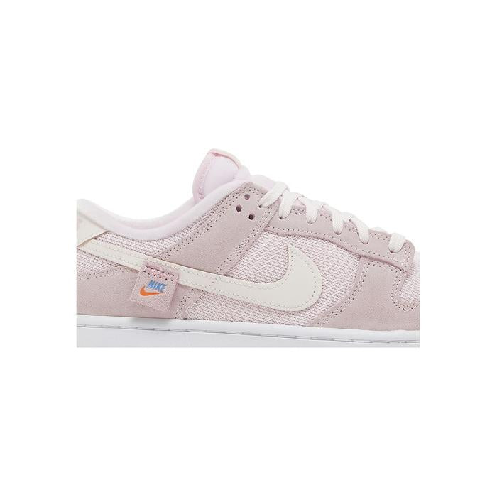 Nike Wmns Dunk Low 'Teddy Bear - Light Soft Pink'