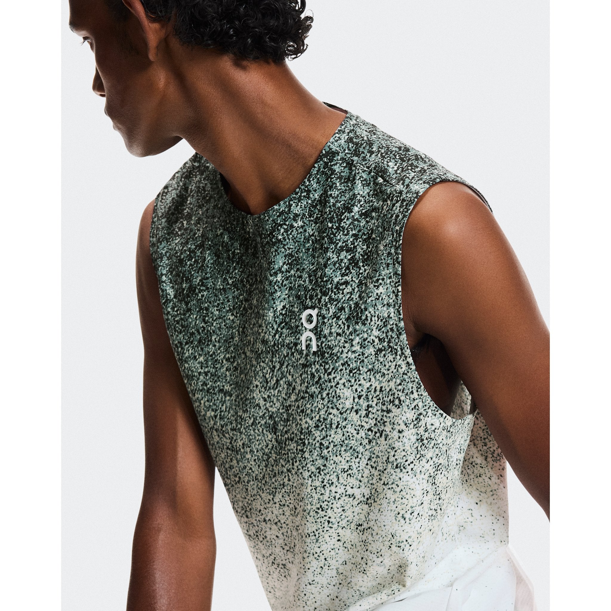 On Court Tank Fade Mineral | White