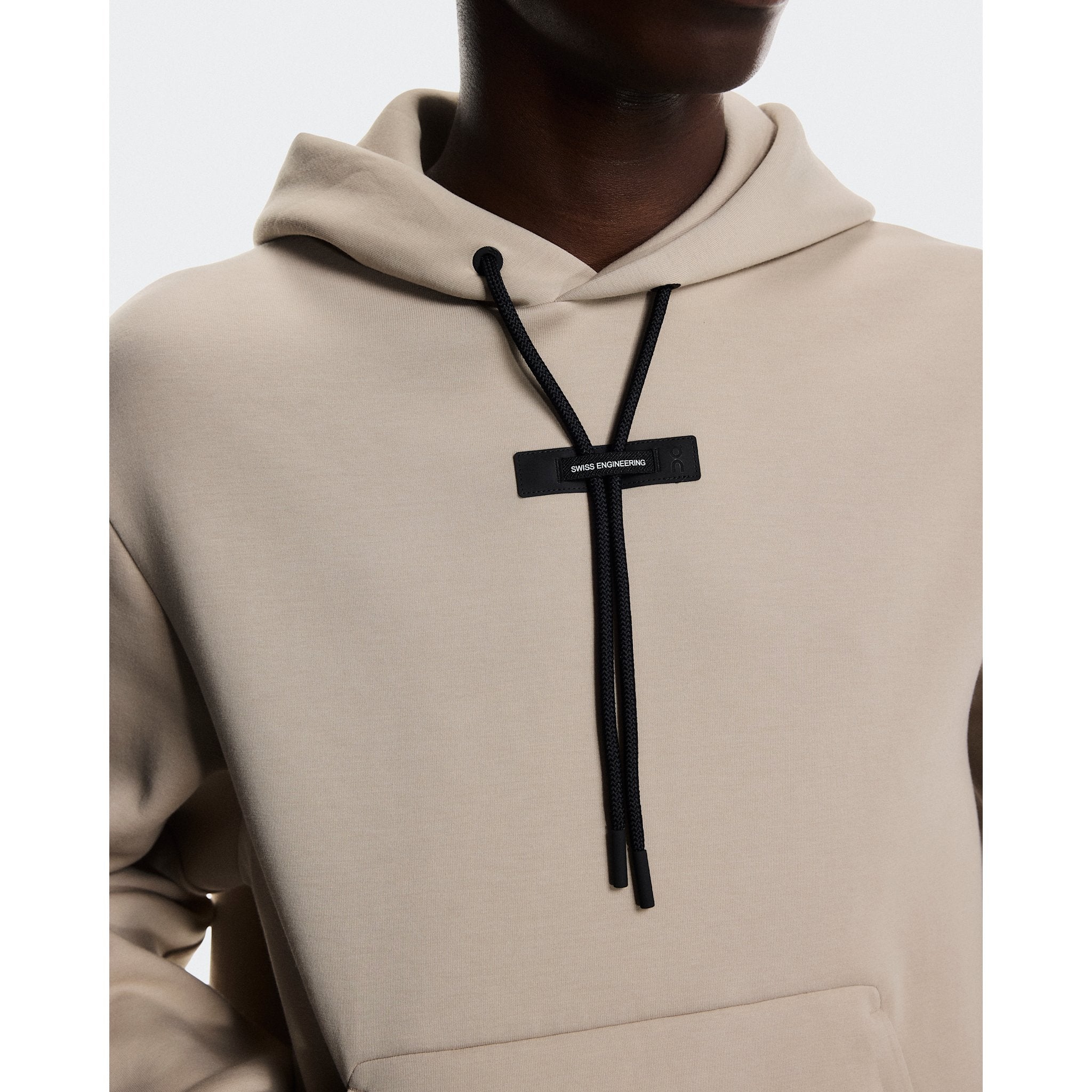 On Focus Tech Hoodie Desert