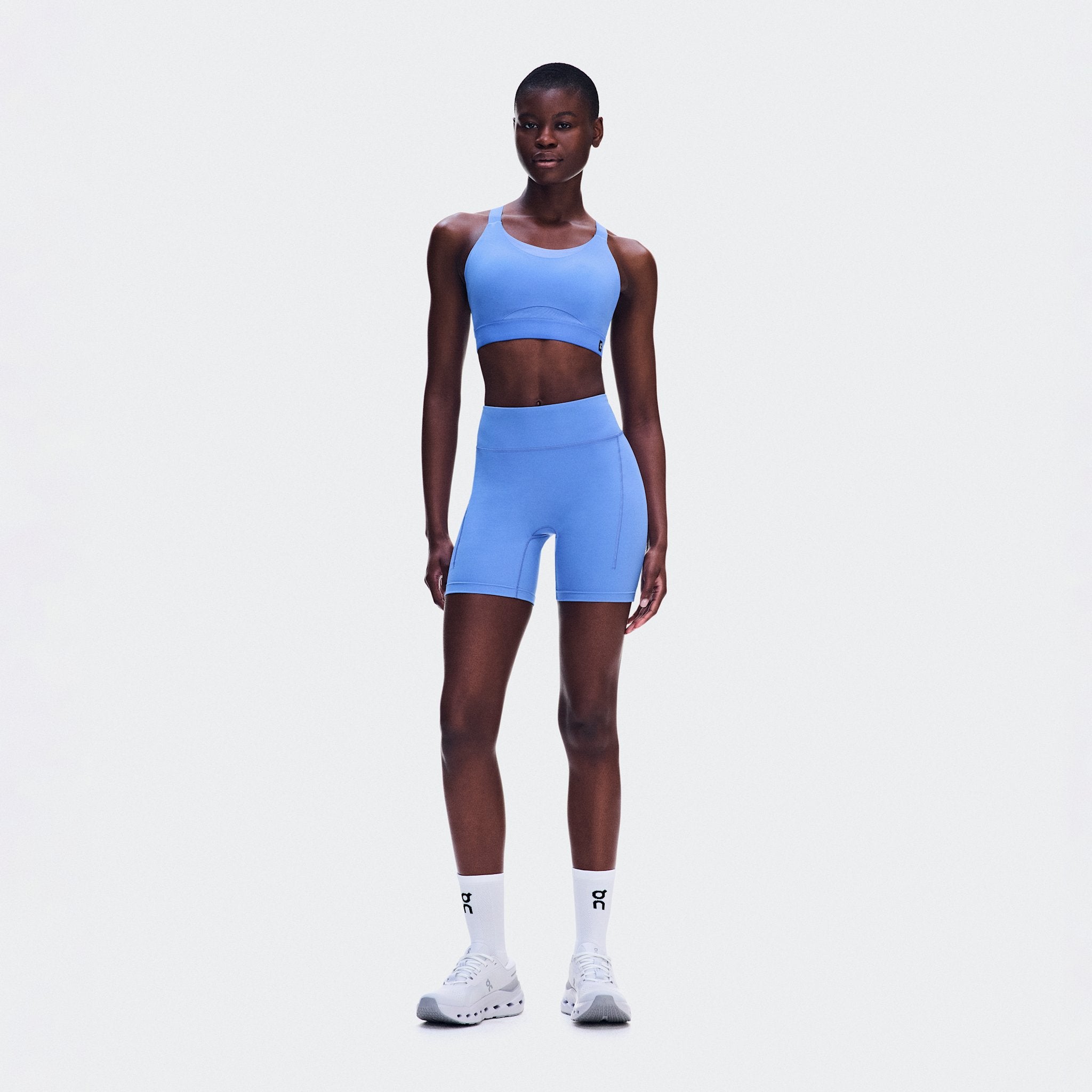 On Performance Tights Short Sailor