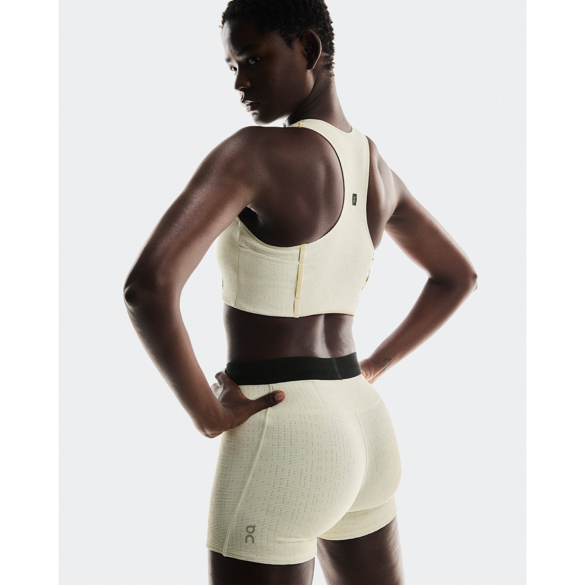 On Pace Tights Short Ice