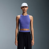 On Movement Crop Black