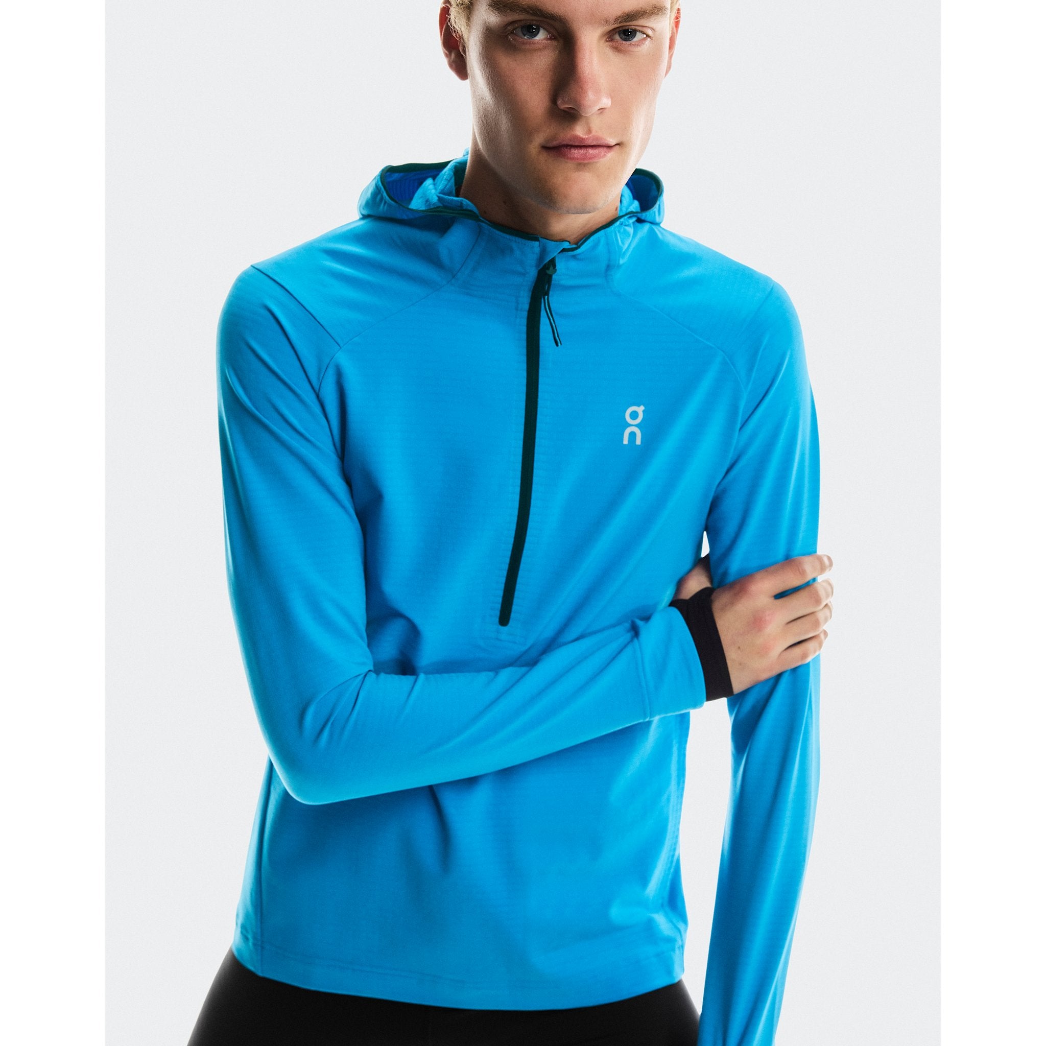 On Pace Hoodie Malibu