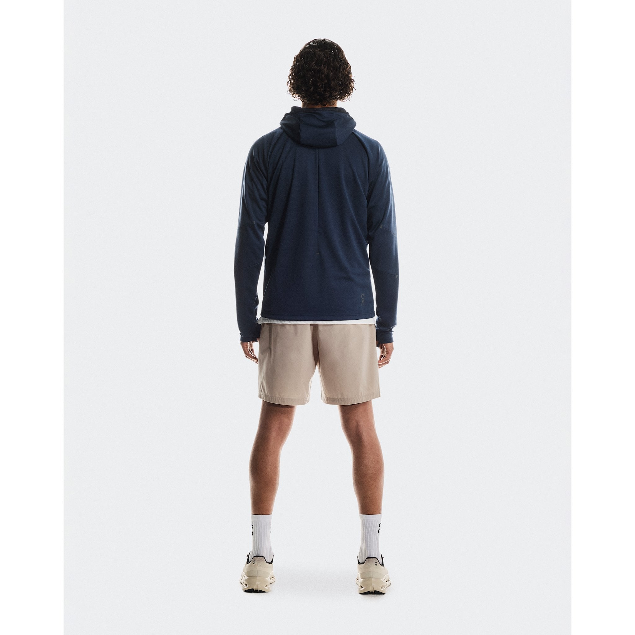 On 7" Core Shorts Desert