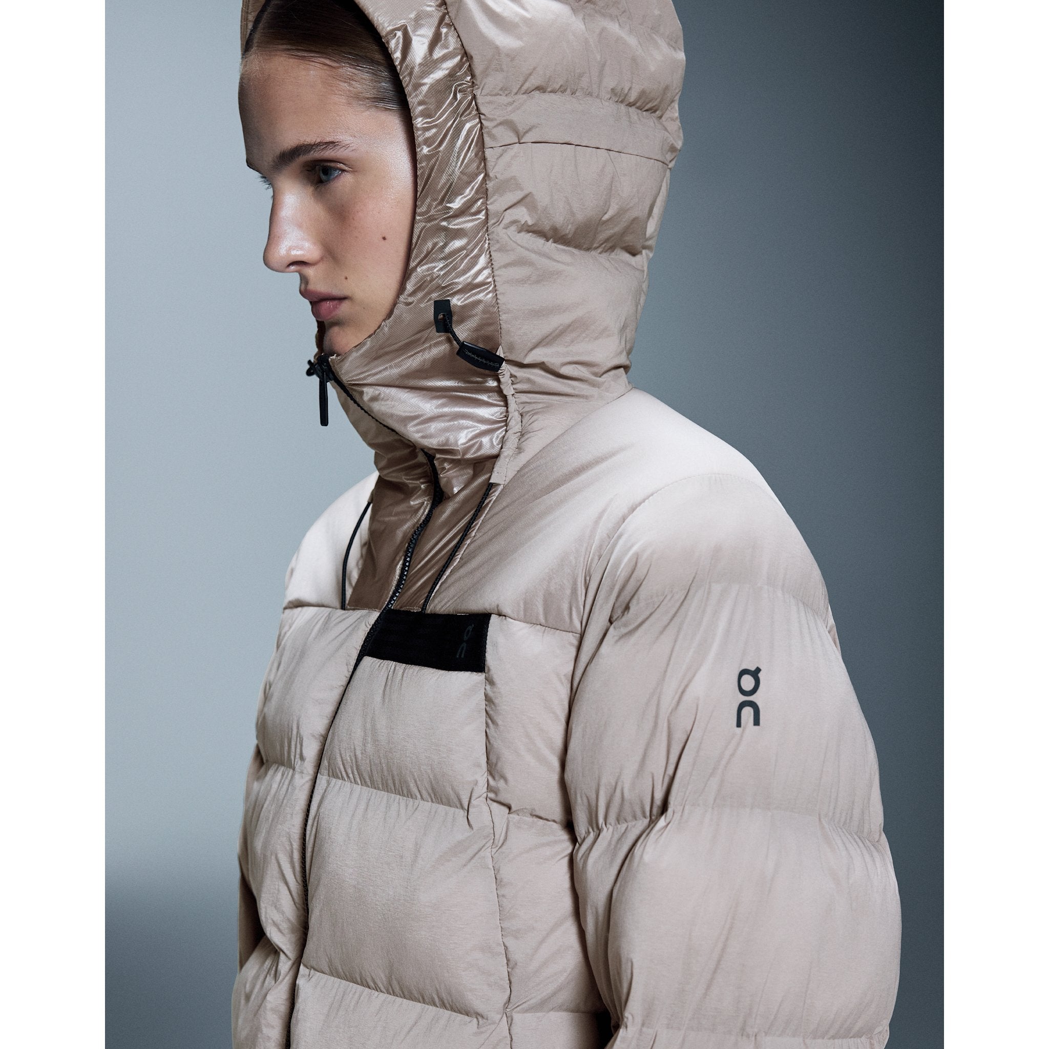 On Challenger Jacket Zinc
