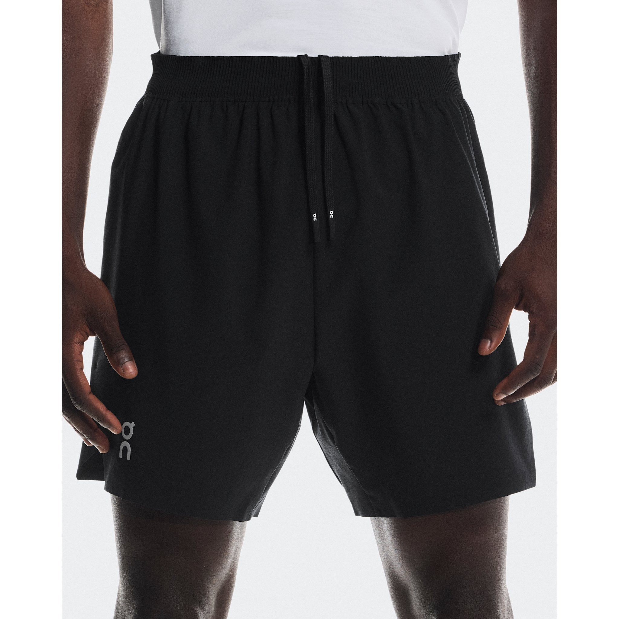 On Train Shorts Black