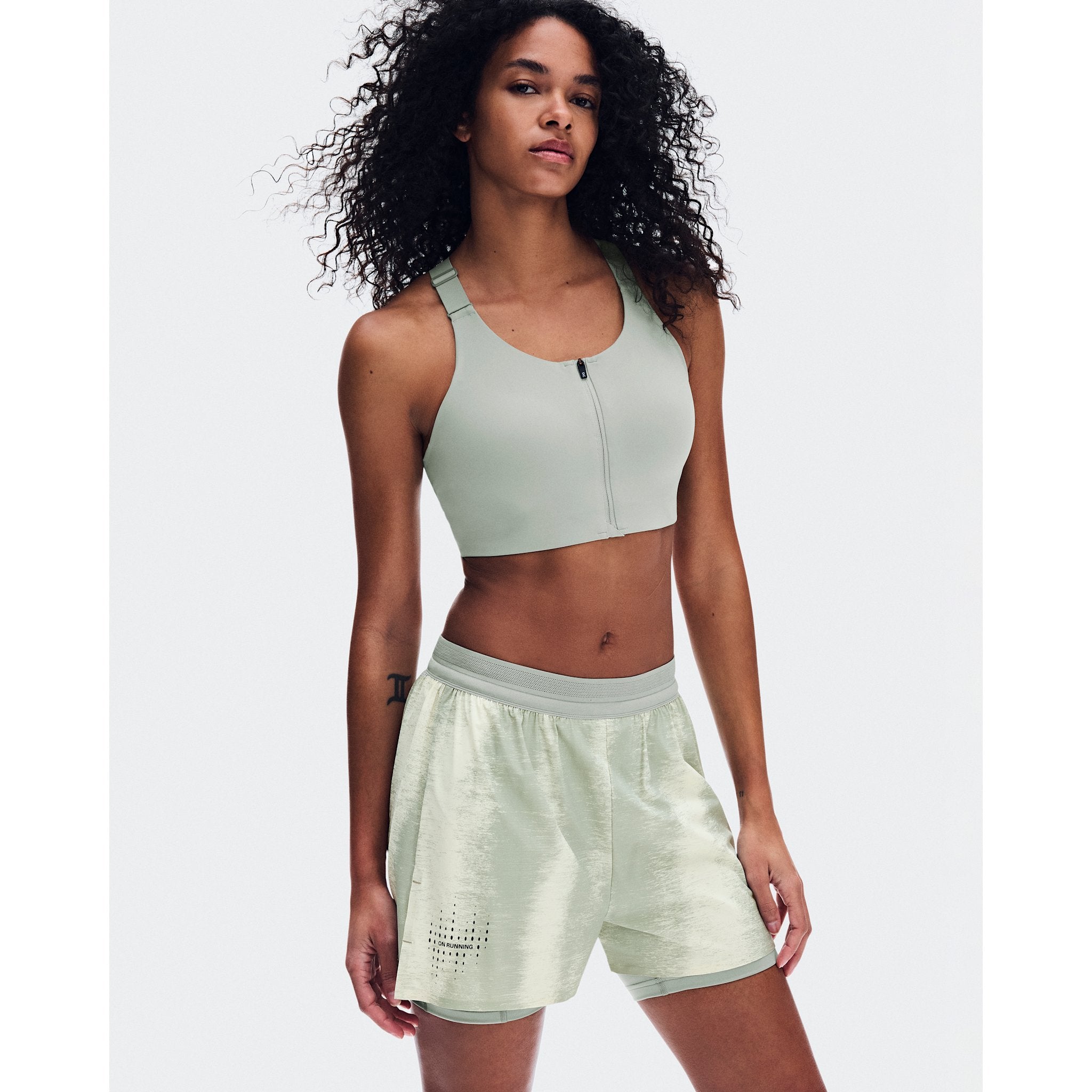 On Performance Shorts Terra Seedling | Tin