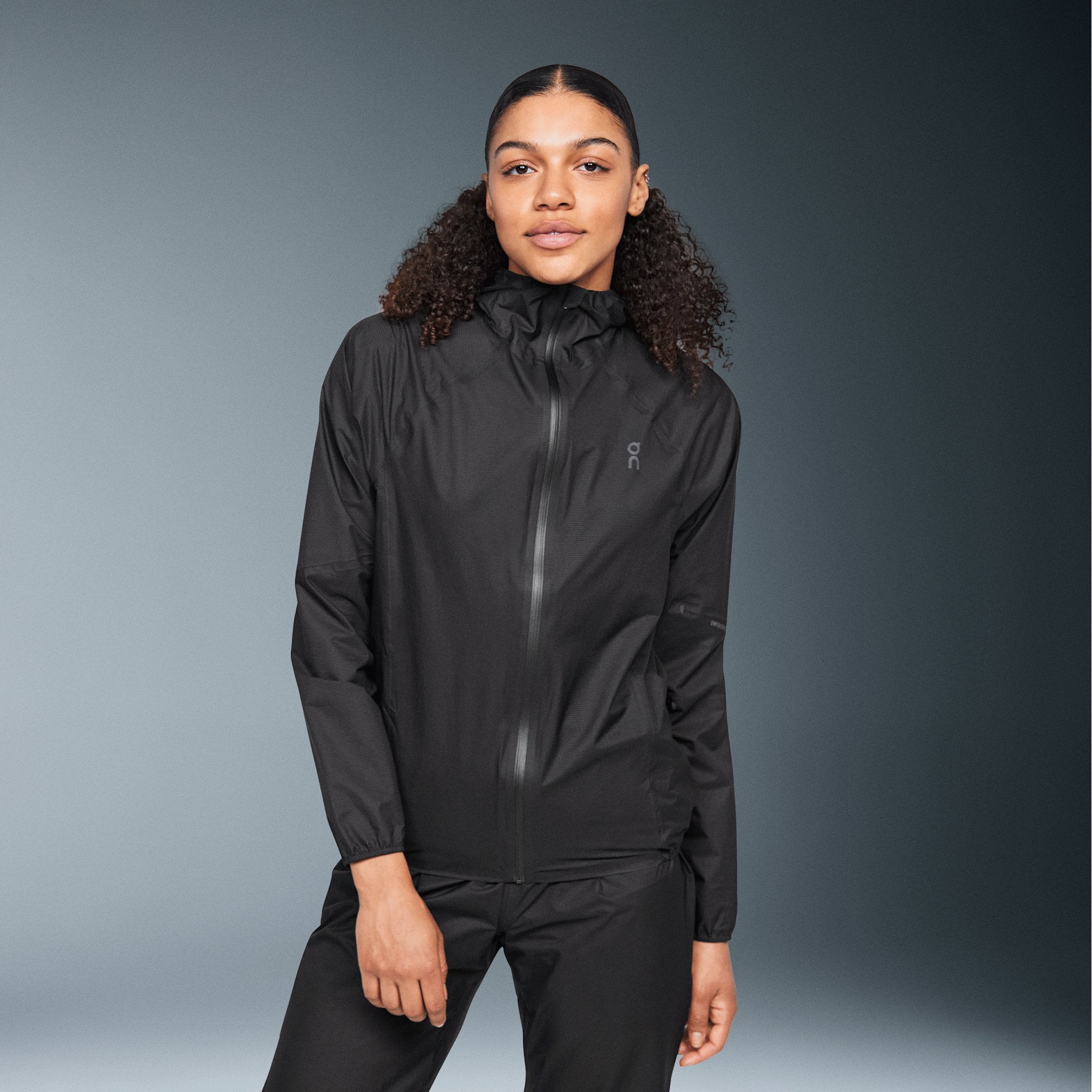 On Ultra Jacket Black