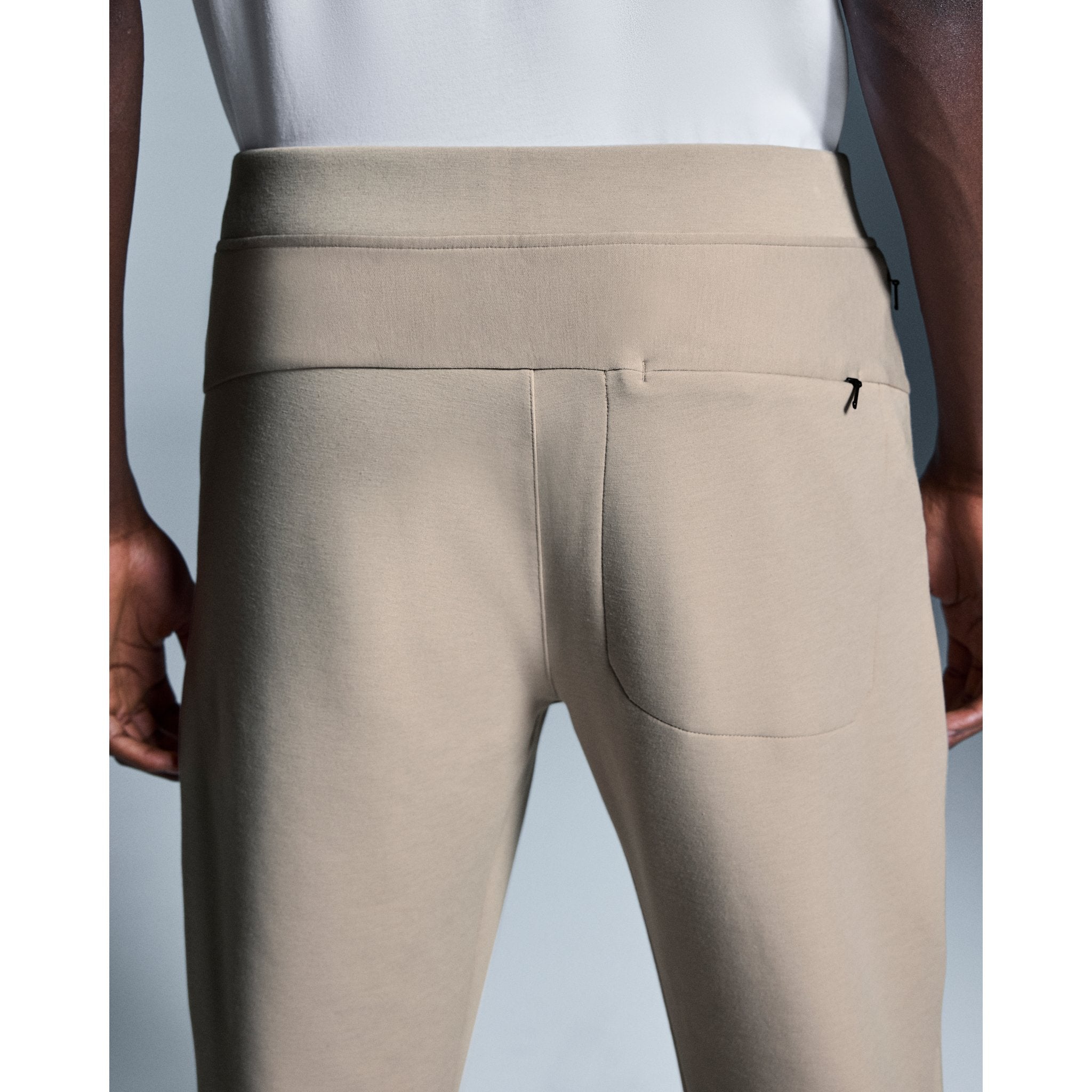 On Sweat Pants Desert