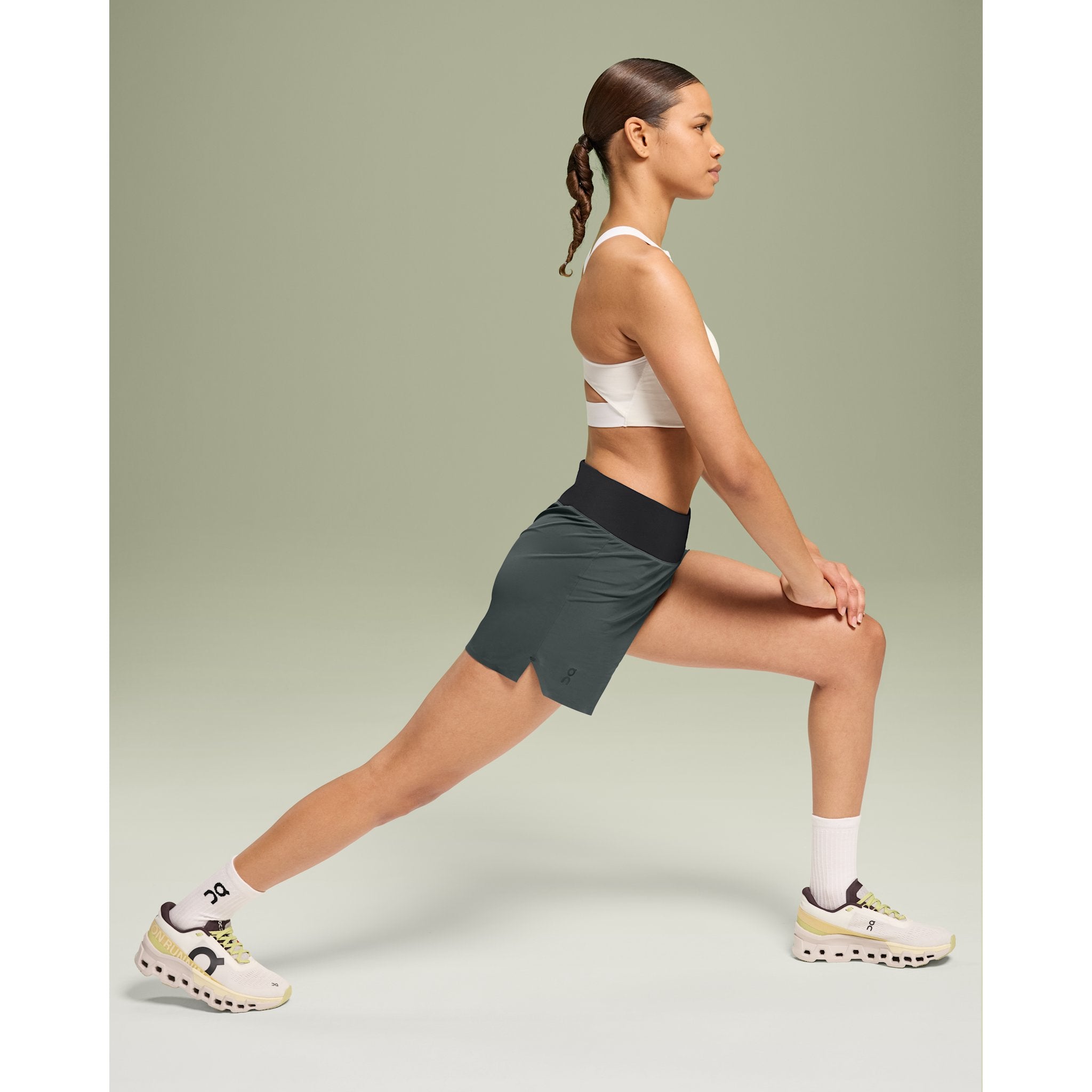 On 5" Running Shorts Lead | Black