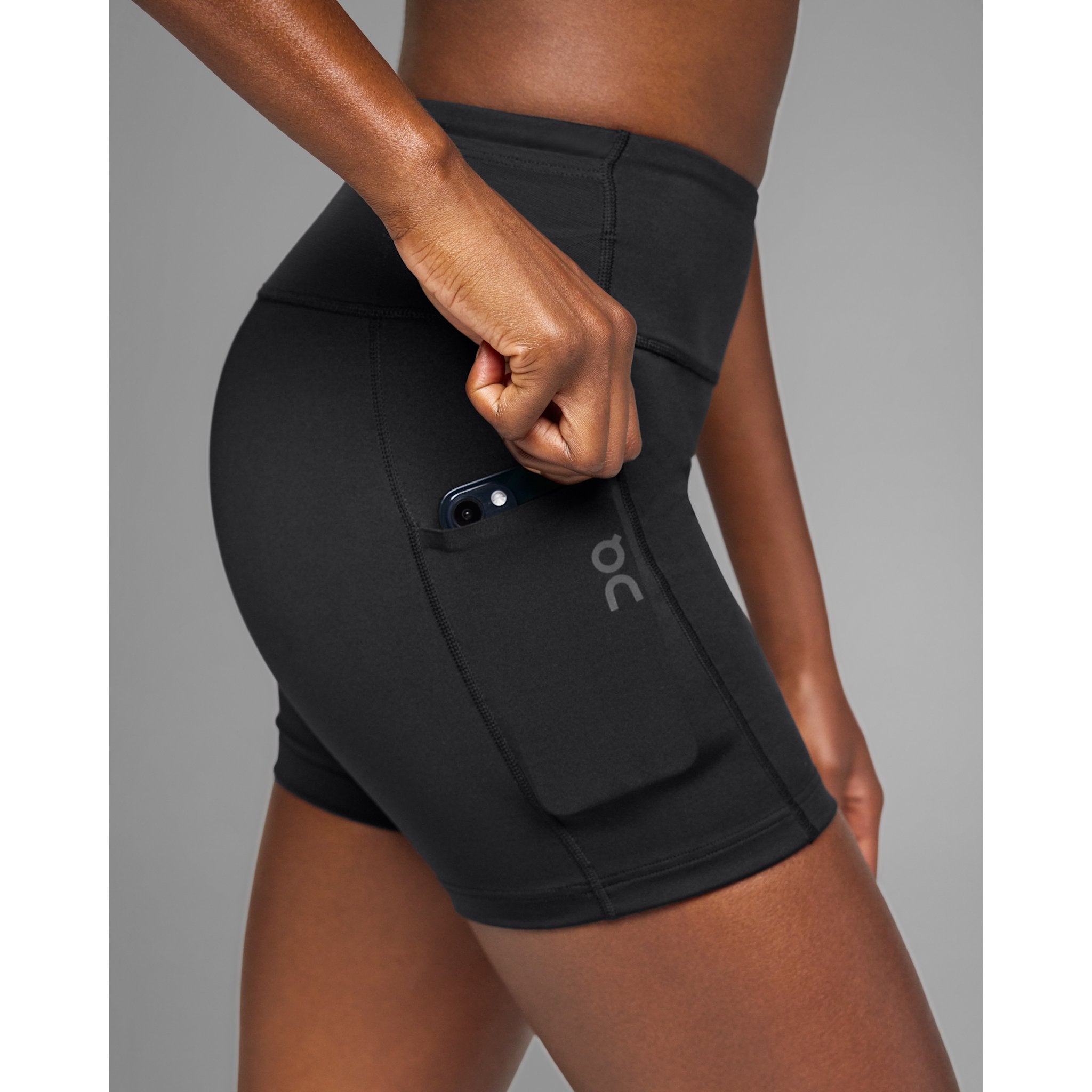 On Performance Short Tights Black