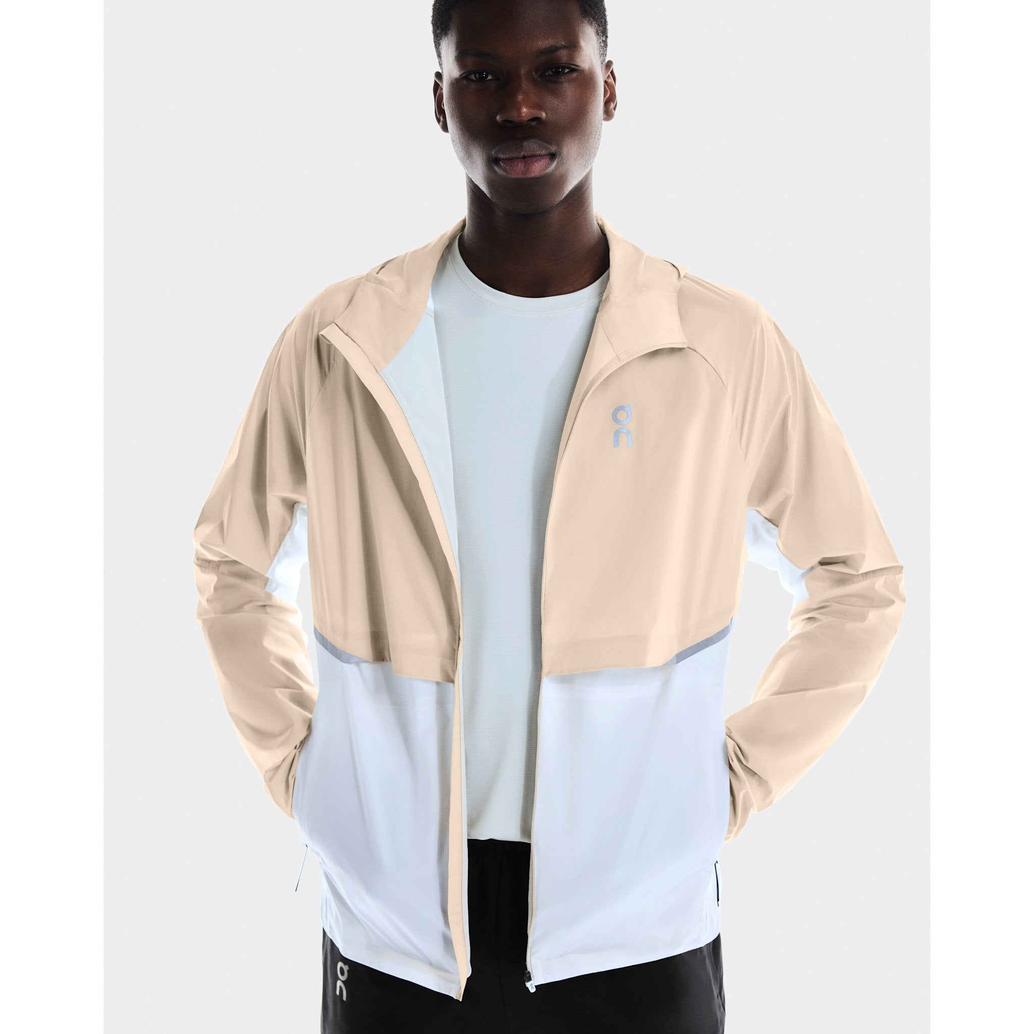 On Core Jacket Sand | White