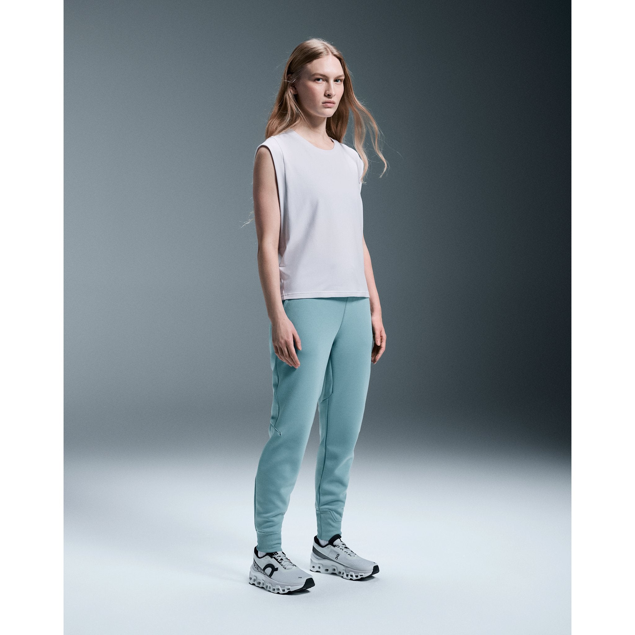 On Sweat Pants Coast