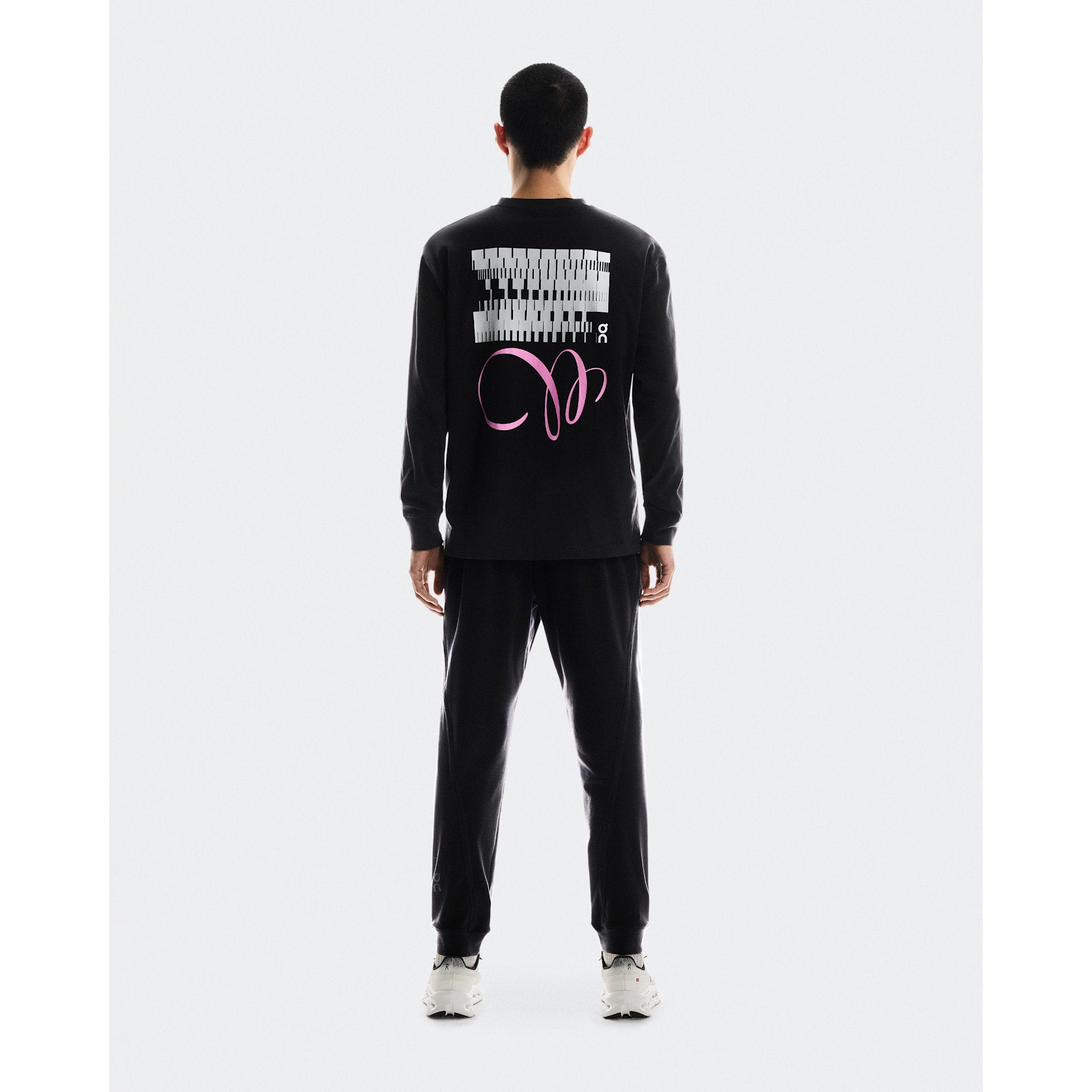 On Club Long-T Graphic Black