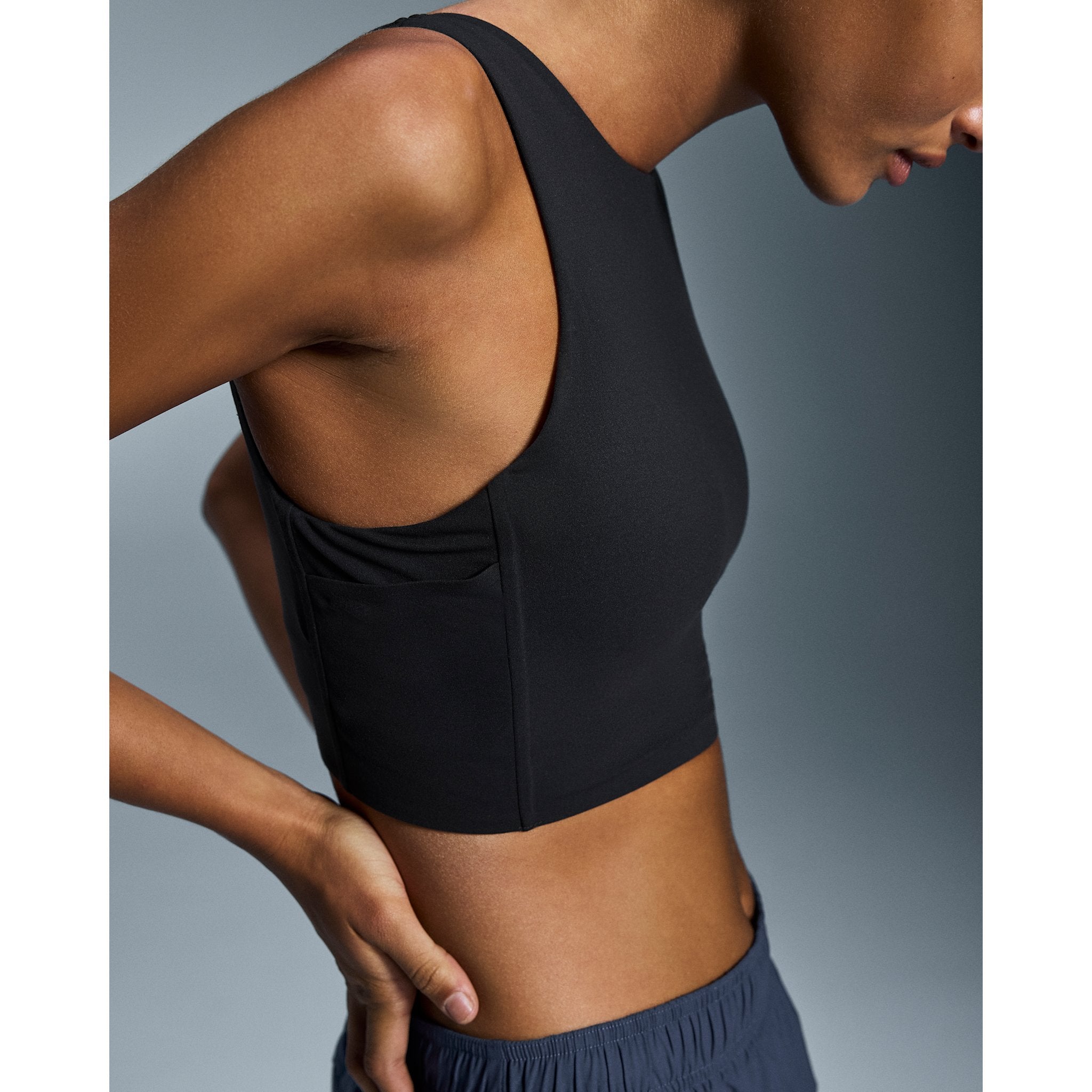 On Core 2-in-1 Crop Black