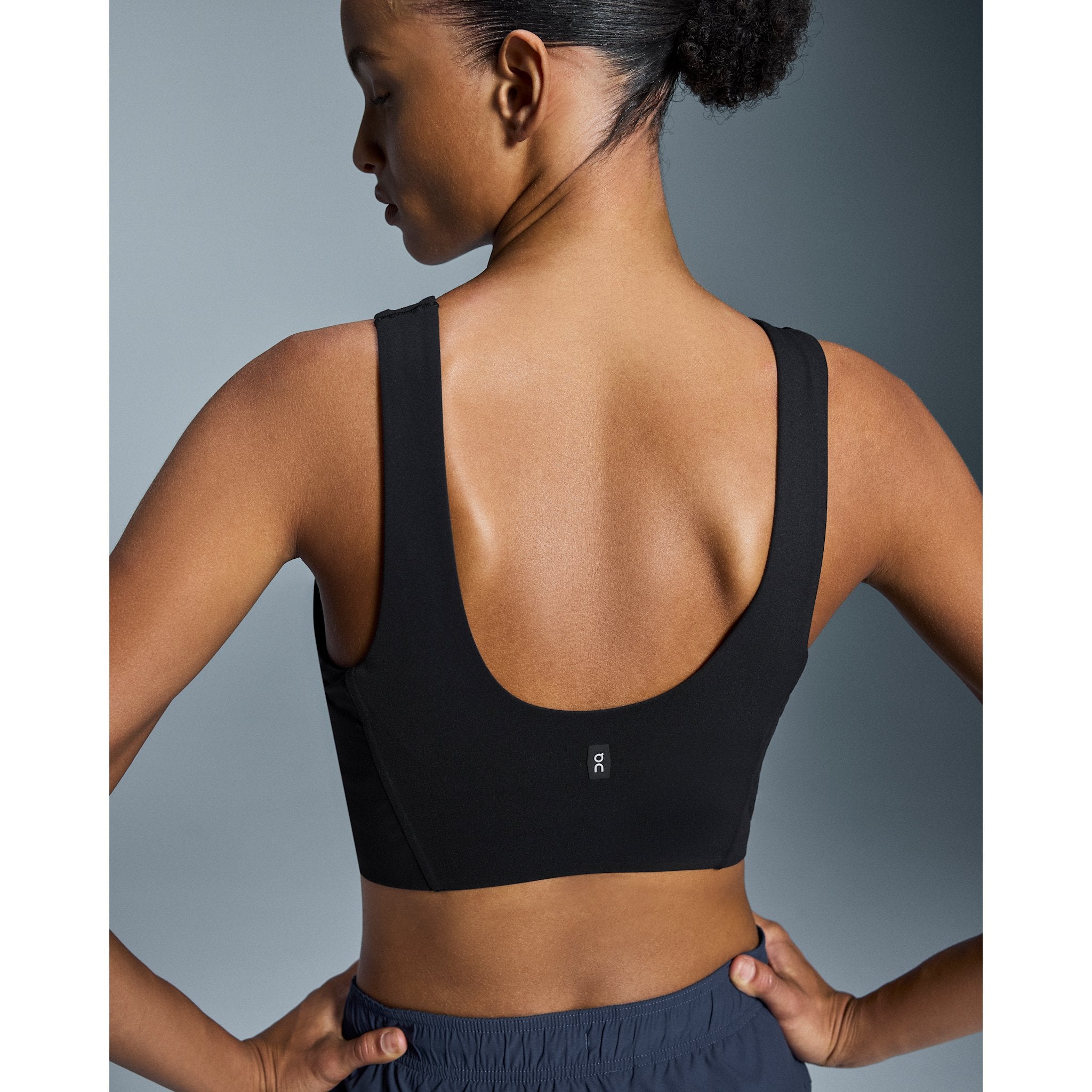 On Core 2-in-1 Crop Black