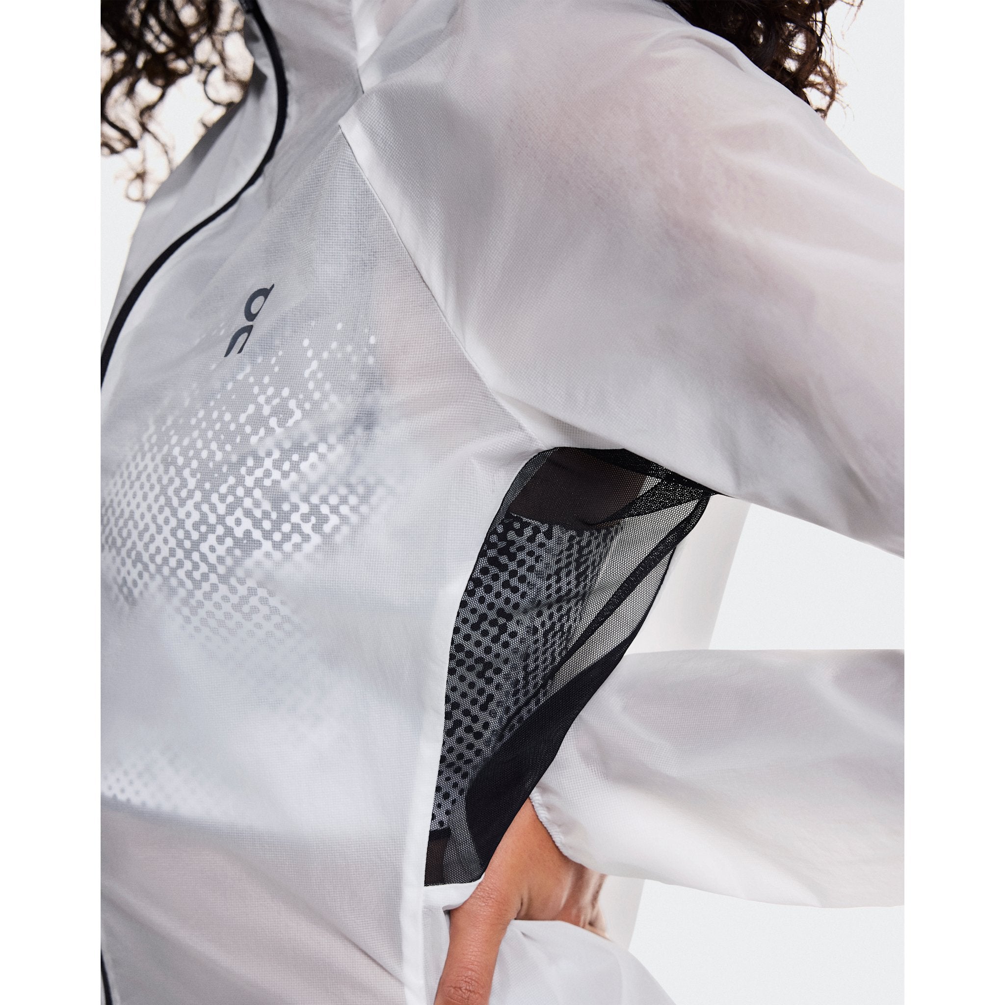 On Zero Jacket White