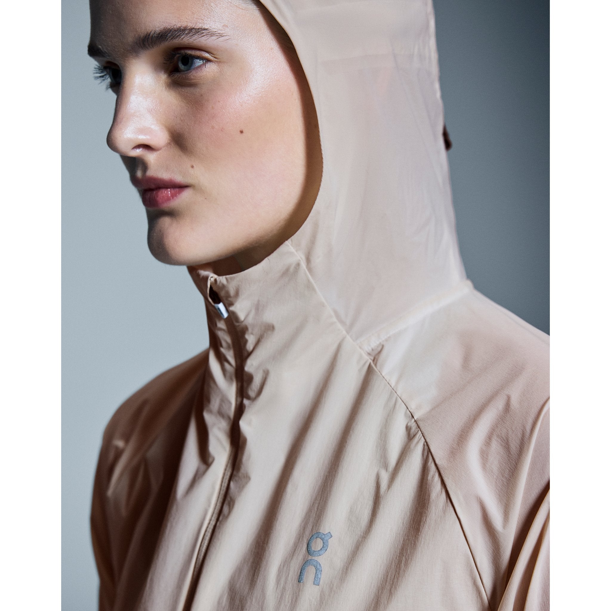 On Core Jacket Sand | White