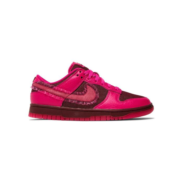 Nike Wmns Dunk Low 'Valentine's Day'