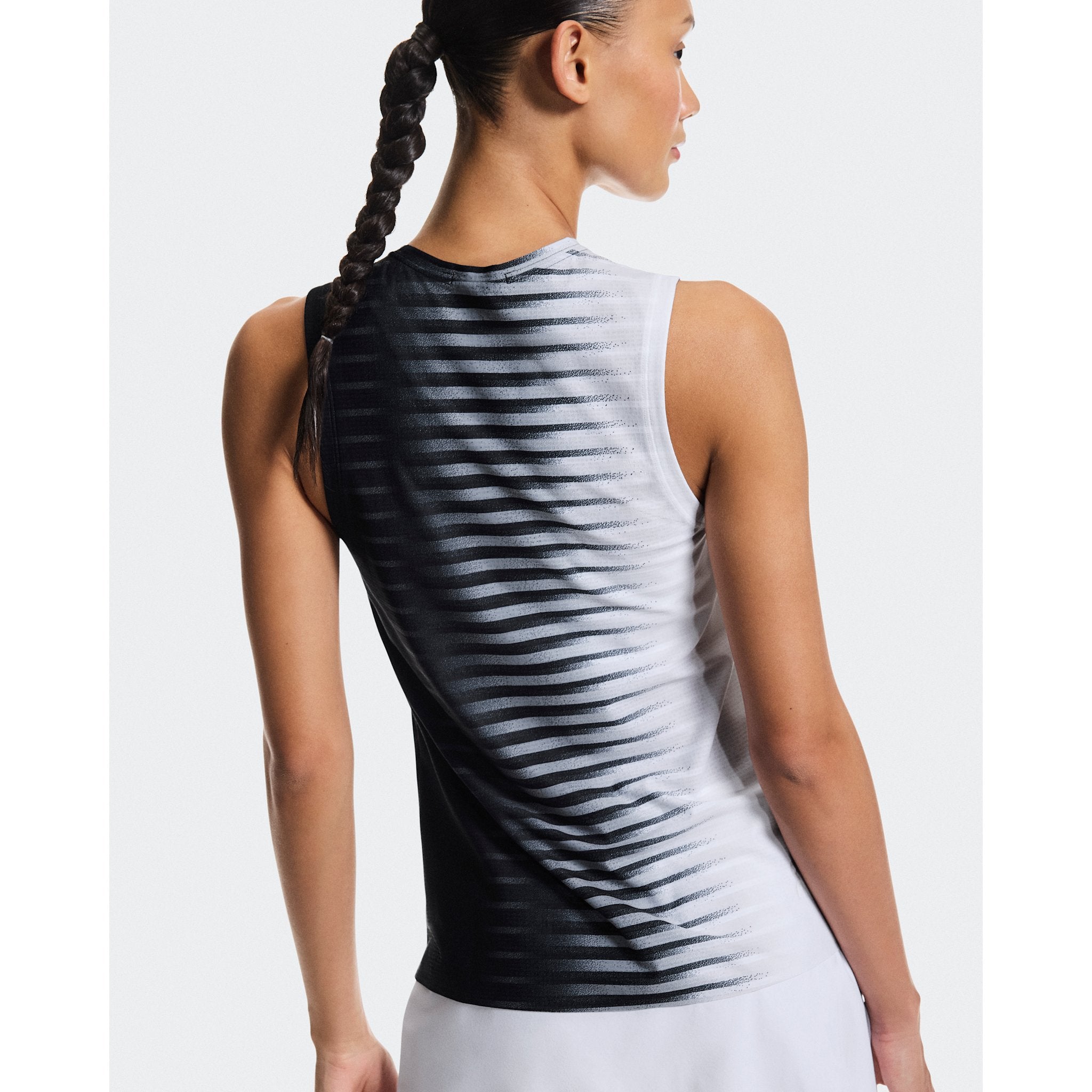 On Court Tank Edge Black | White