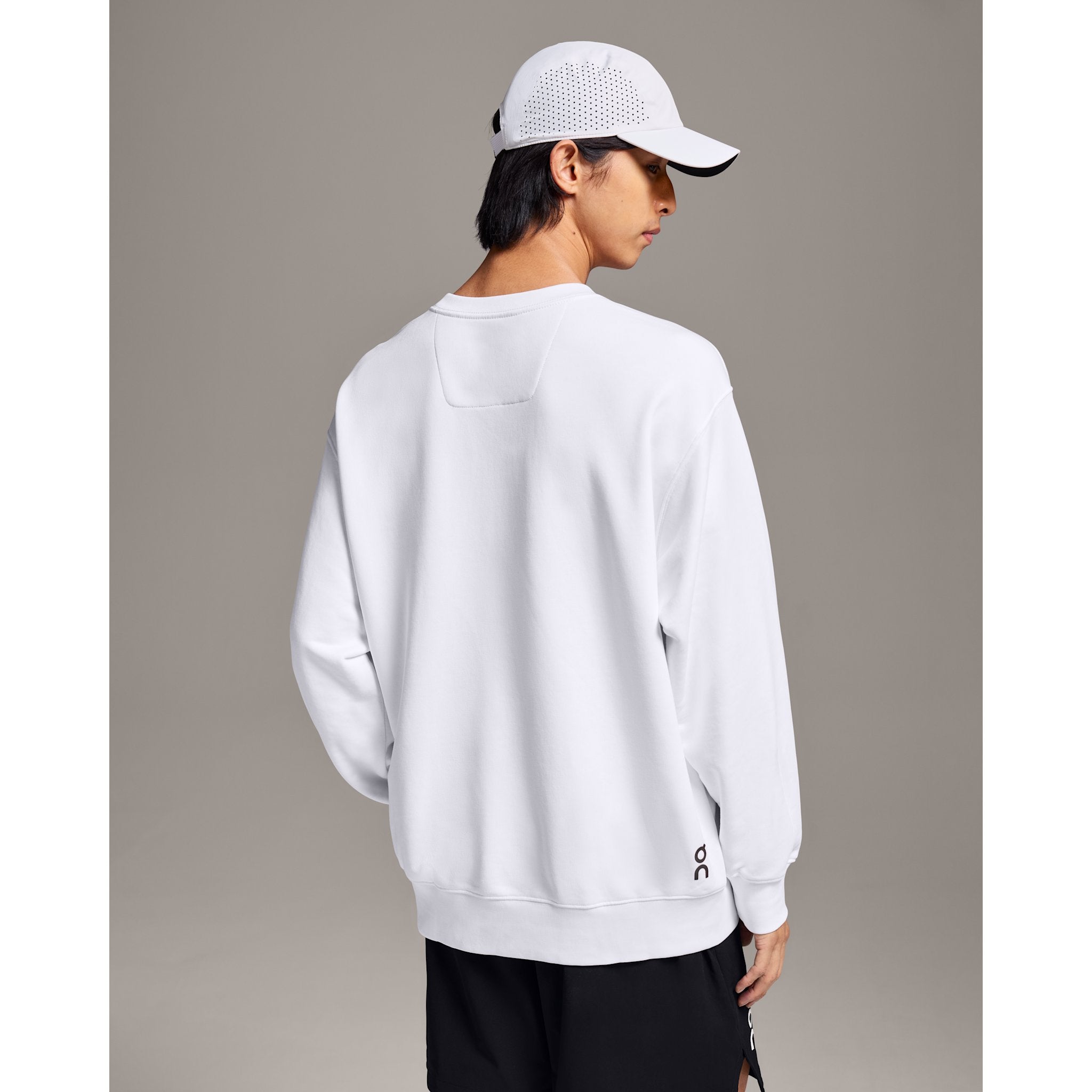 On Club Crew White