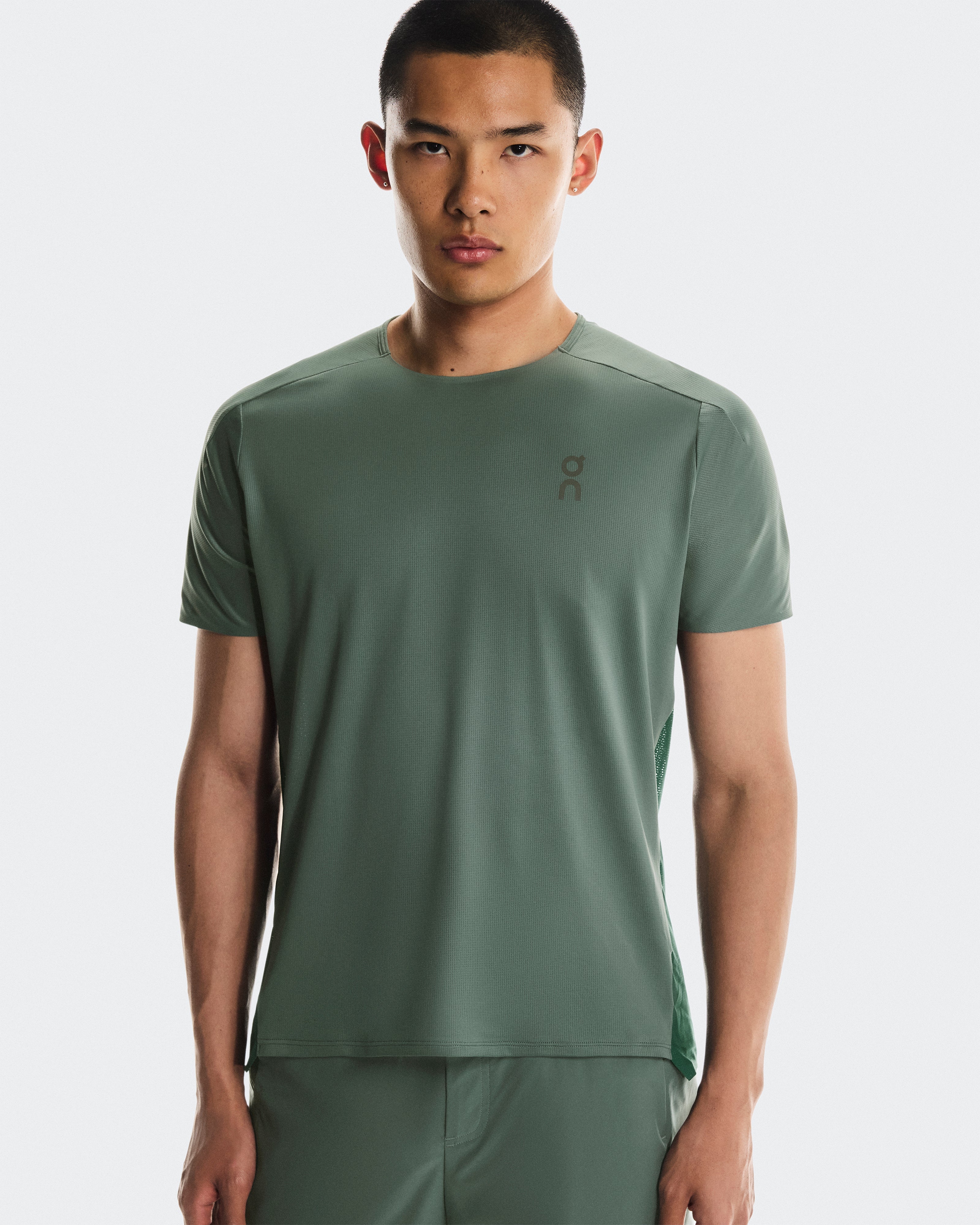 On Performance-T Olive | Spirulina