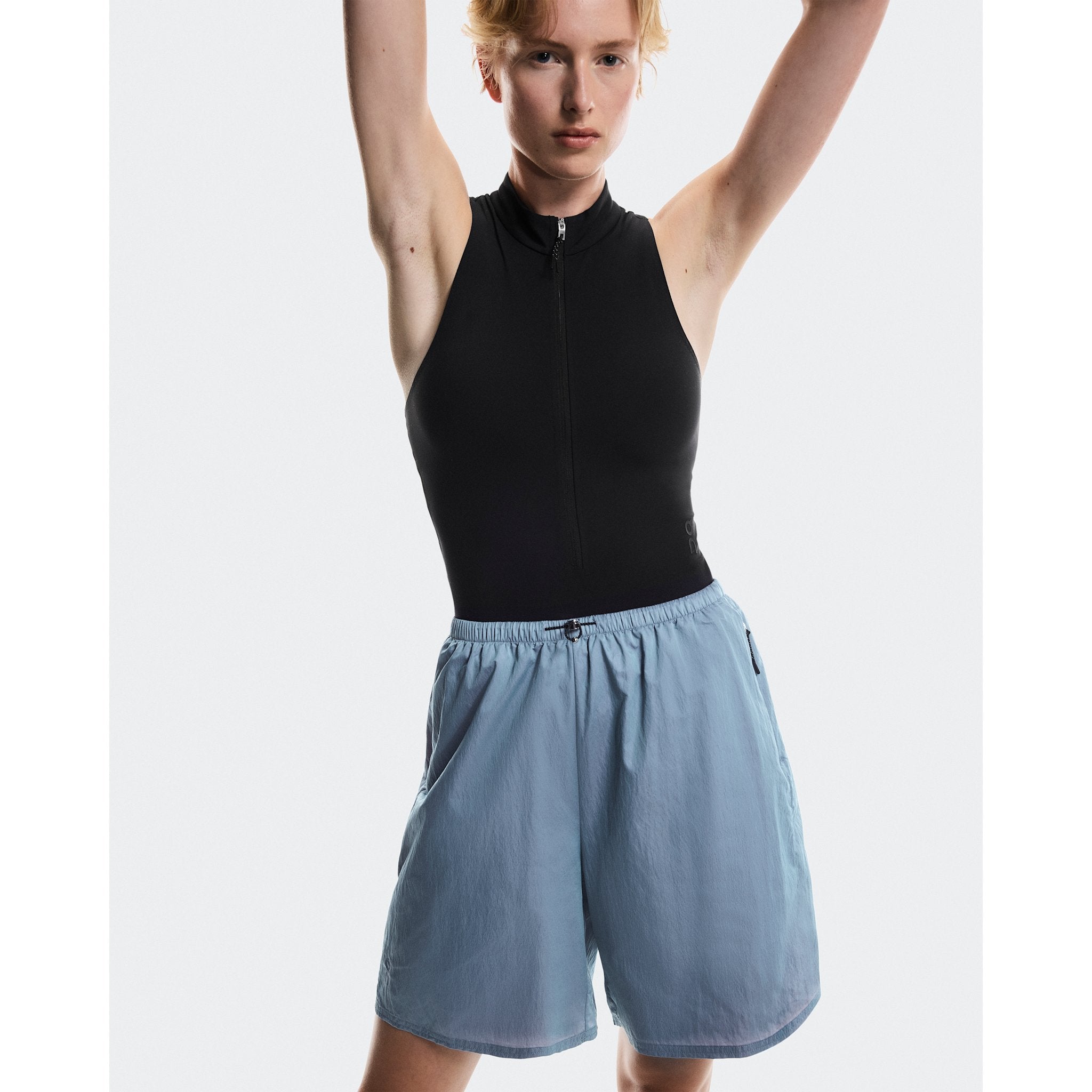 On Track Shorts Arctic | Pink
