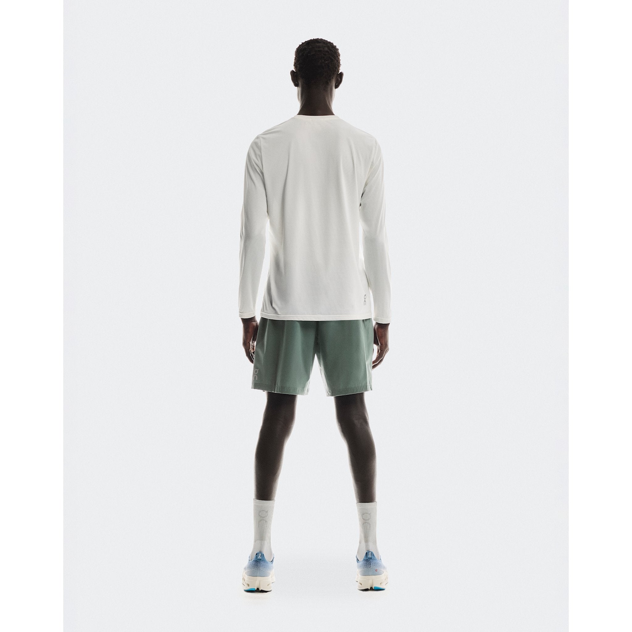 On 7" Core Shorts Olive