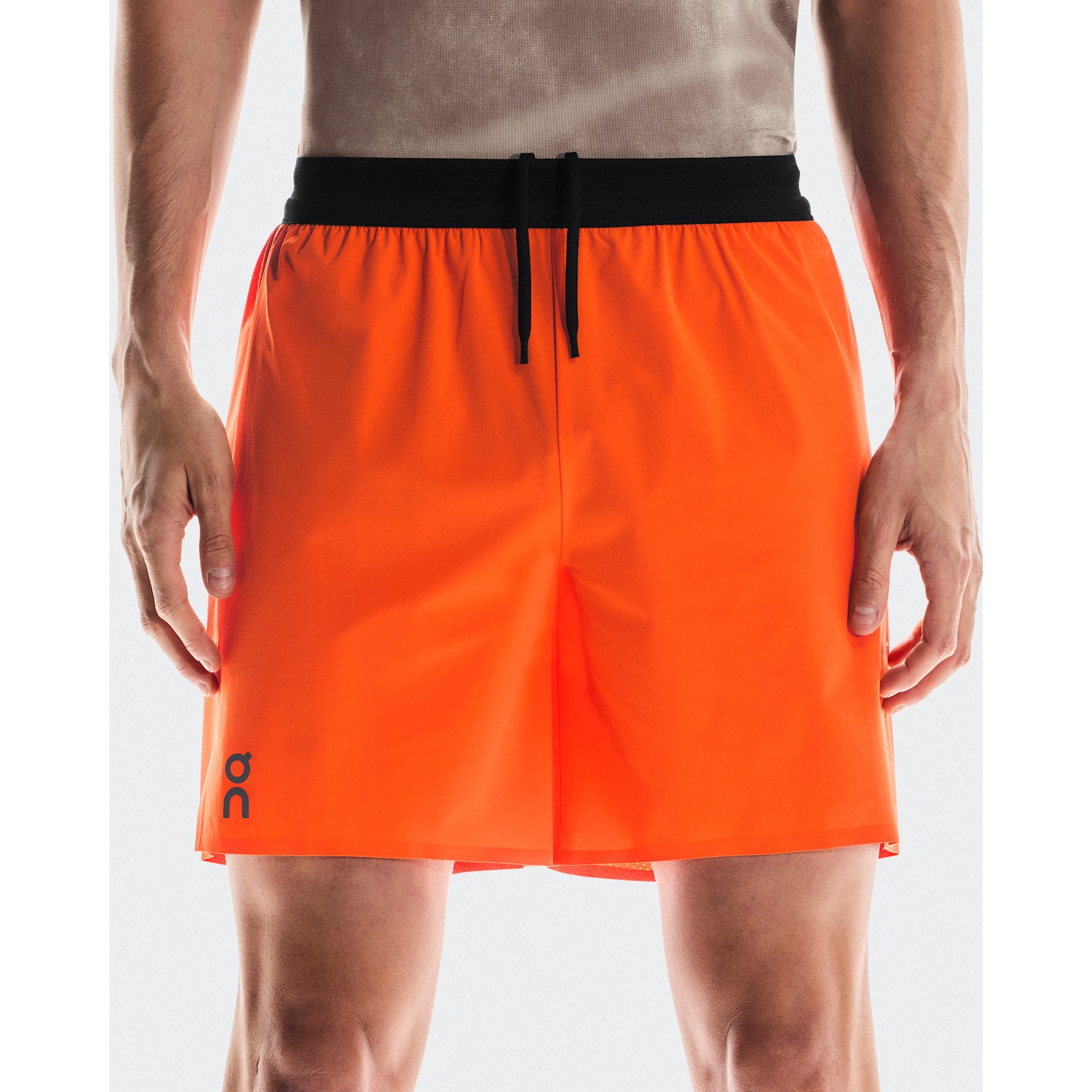 On 7" Performance Shorts Flame