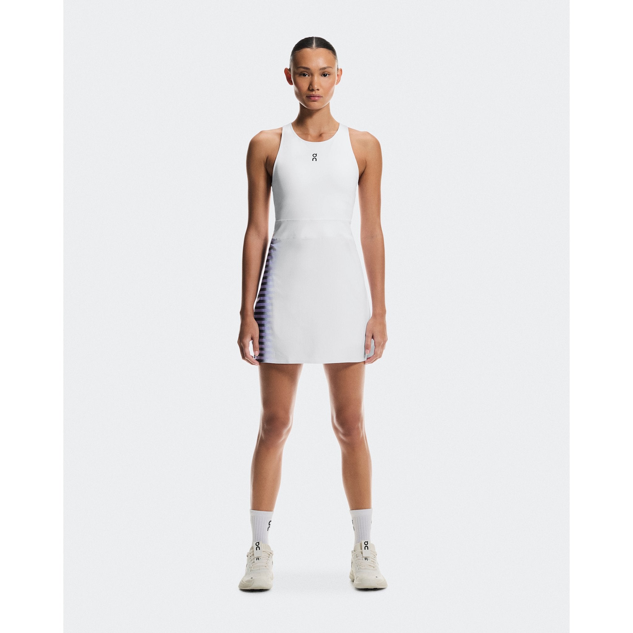 On Court Dress Split Edge White | Black