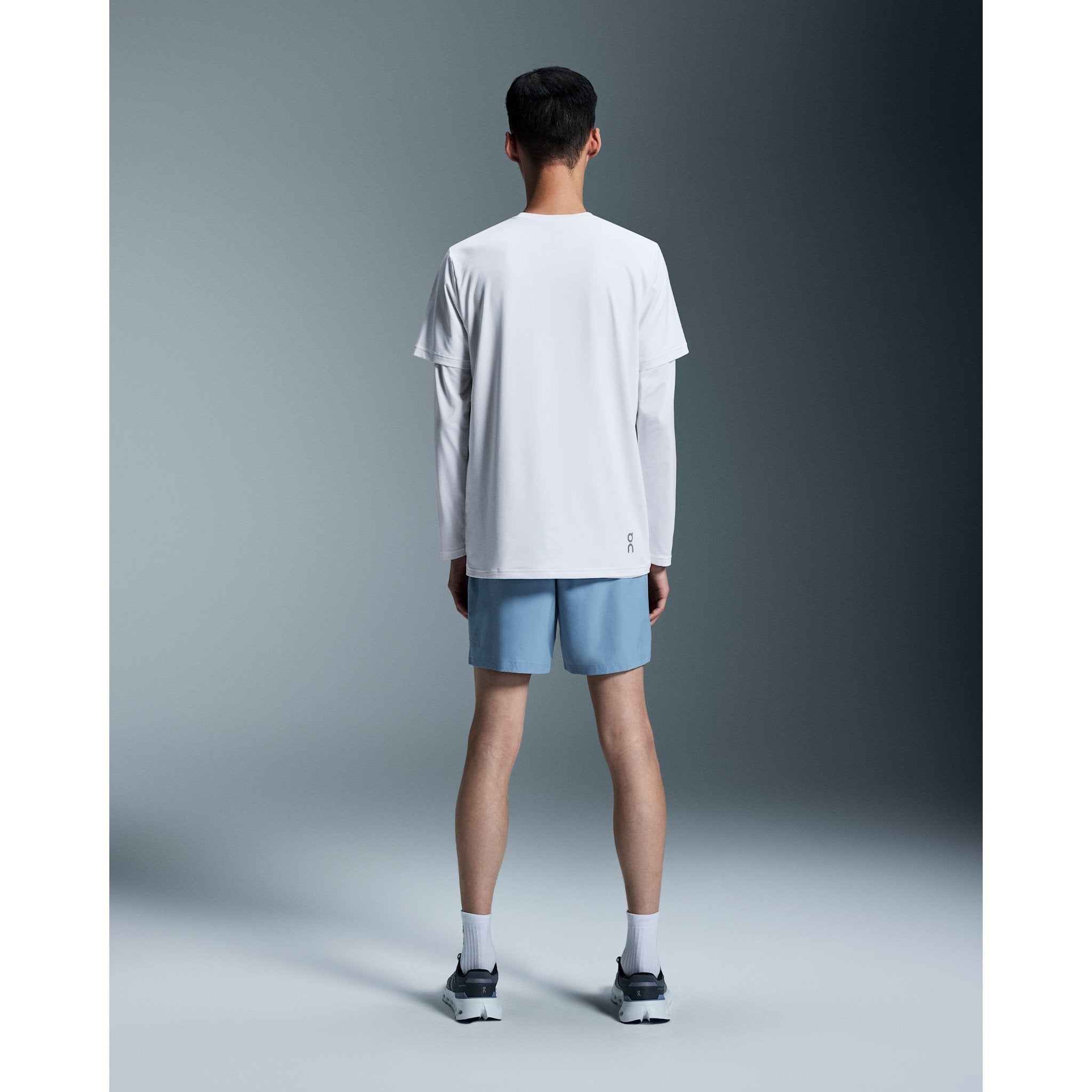 On 5" Core Shorts Chambray