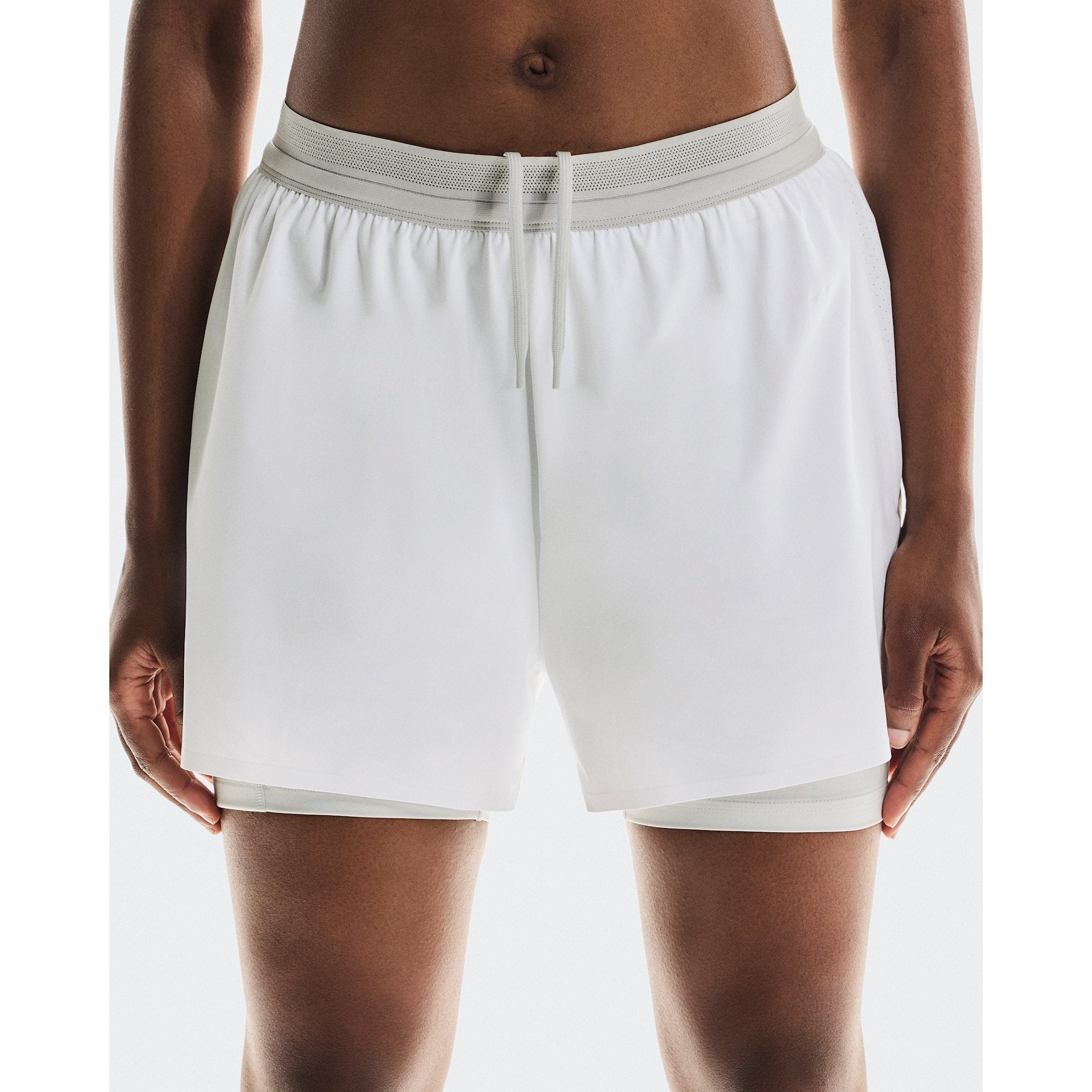 On 3" Performance 2/1 Shorts White | Glacier